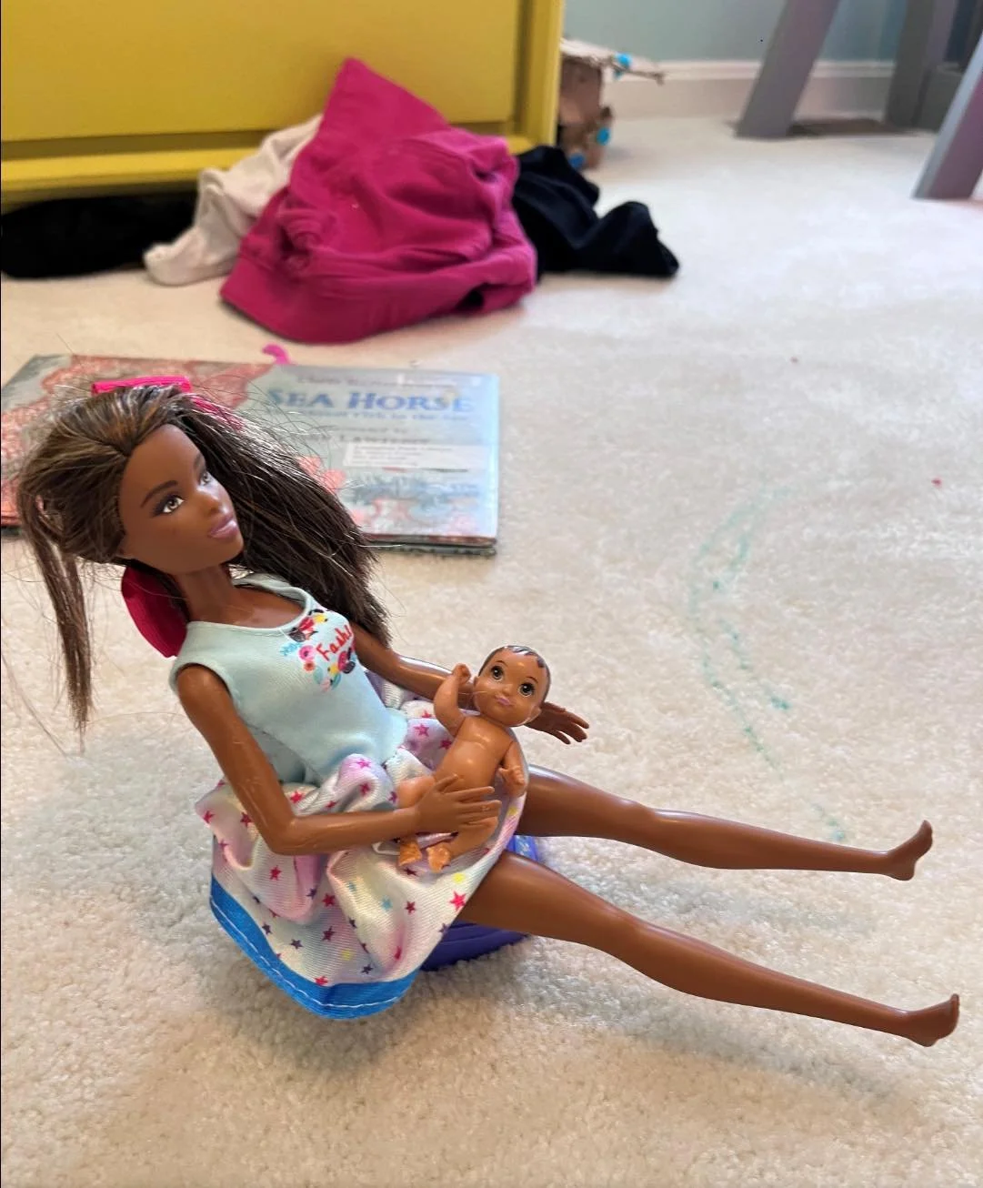 Most of my peers are sending their children off to prom this weekend or getting ready for high school graduation 👩🏾&zwj;🎓 while mine are setting up their day like this. 🥰

Still wouldn&rsquo;t have it any other way.