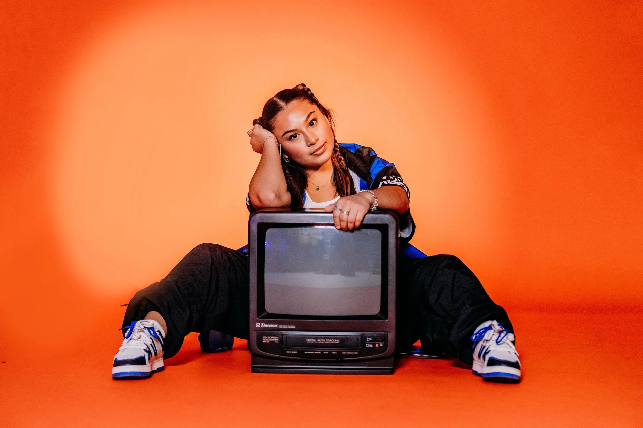 AMP_DUCrew_SNEAKS_8.jpg