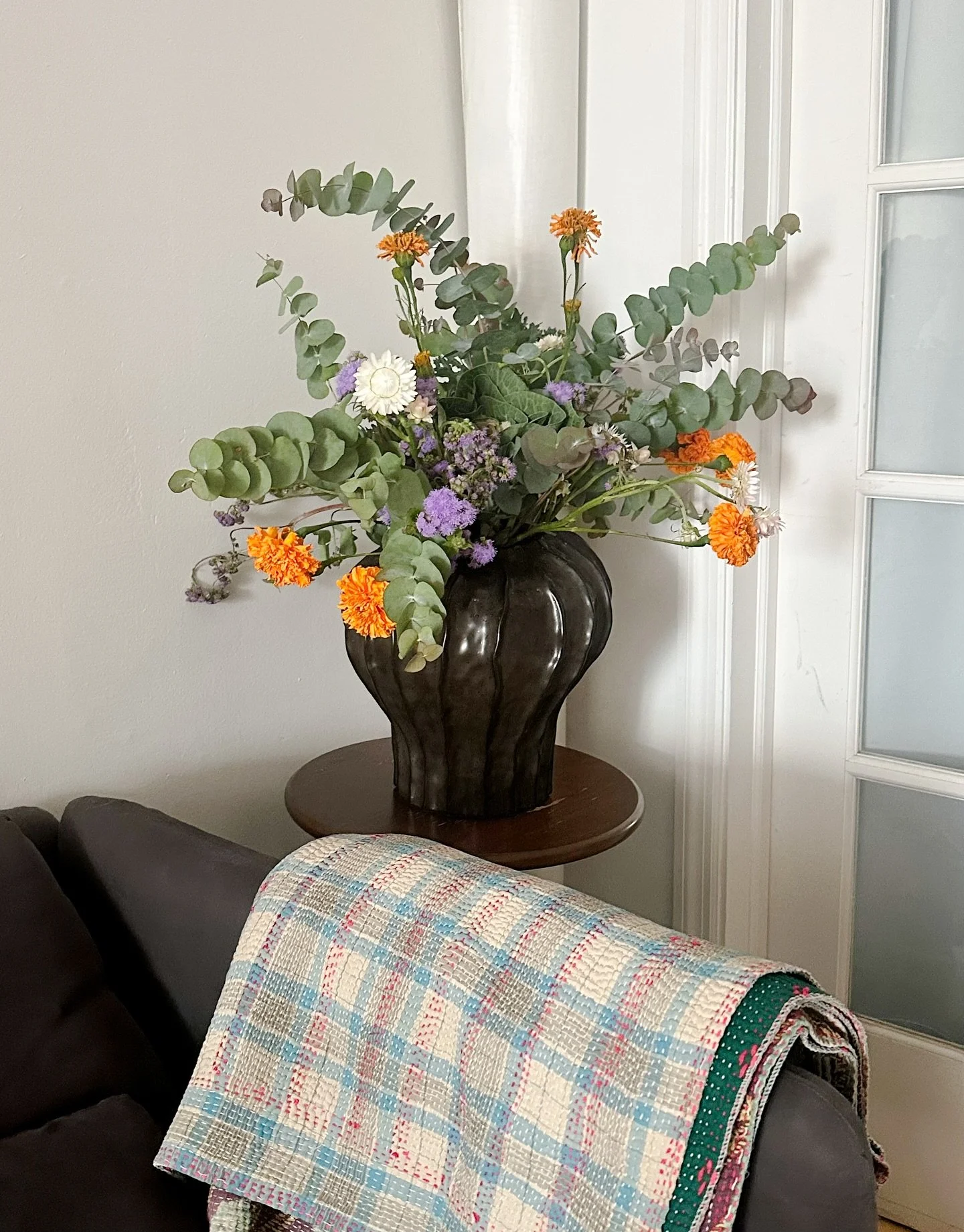 Bringing a little joy to your space 💐