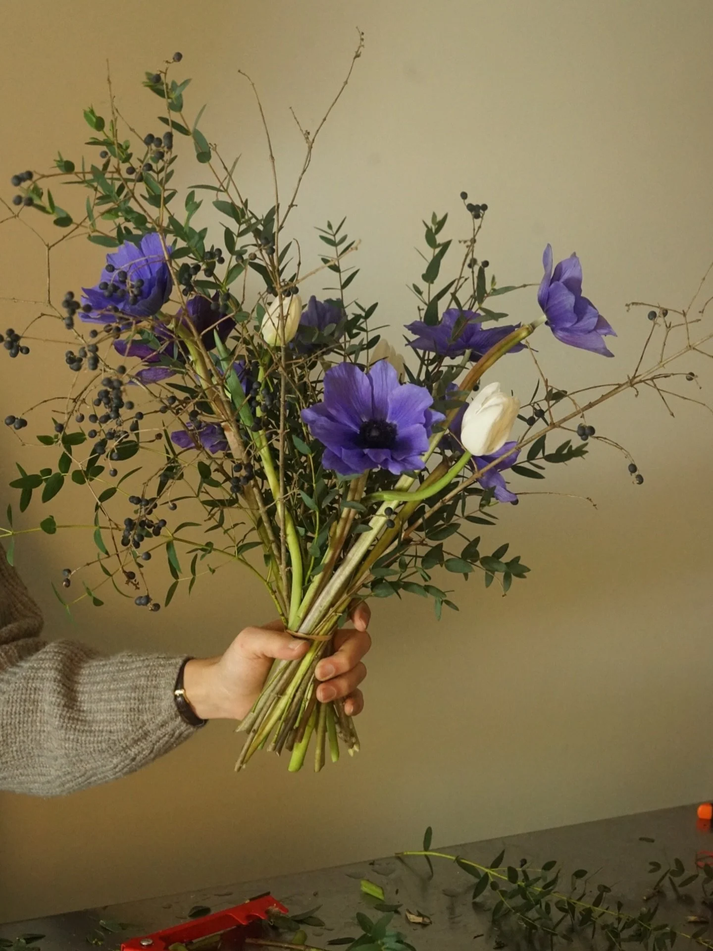 The first arrangement of the year arrives in purple, carrying intentions of transformation, wisdom, creativity, and softness.