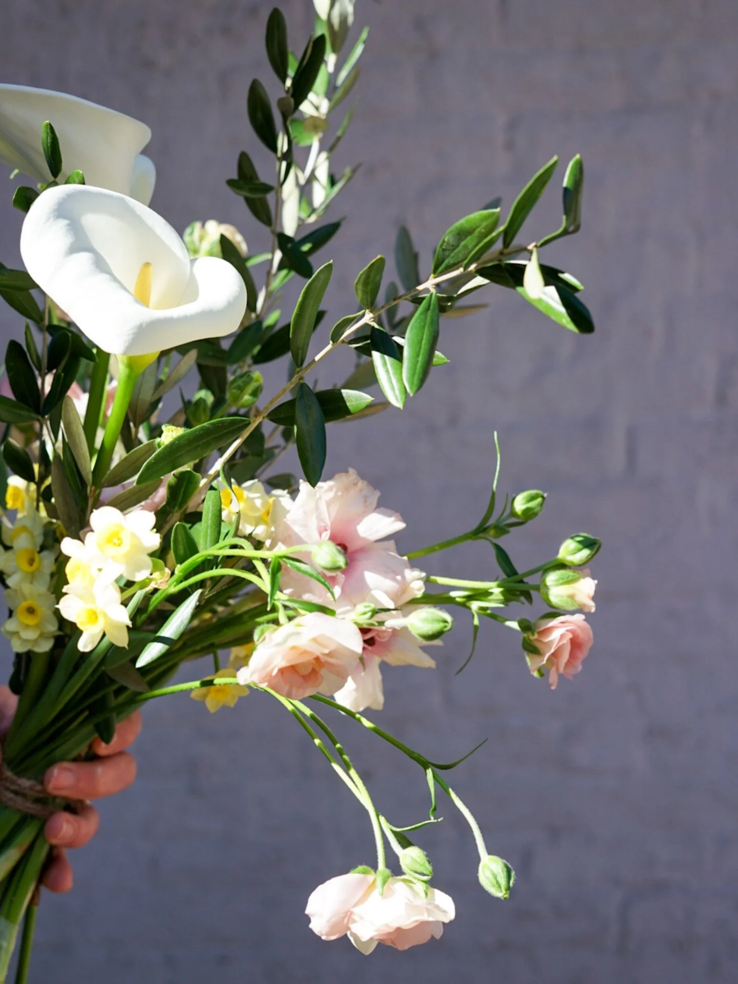 Let us bring you flowers. Sign up to receive 10% off your first subscription order 🌸
#giveyourselfflowers