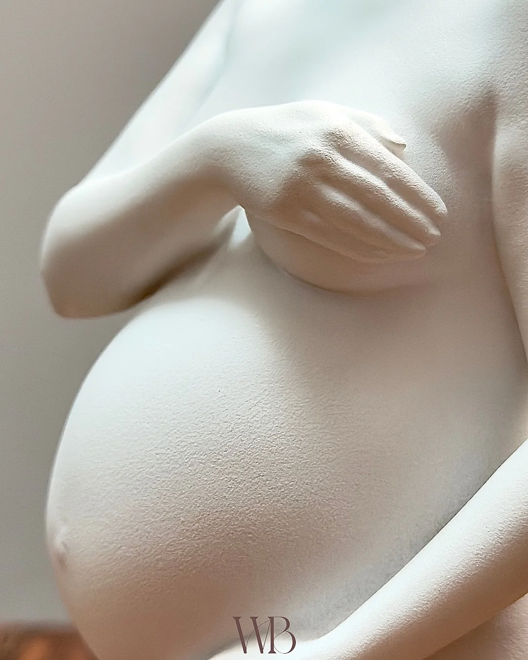 How is this even possible? 🤍

Your body. Your bump. Scanned, hand-painted and made into something you&rsquo;ll want to keep forever. By me, here in Melbourne. 

Link in bio to book yours ⭐️

With love,
Cassie
.
.
.
#wunderbump #pregnancyjourney #mel