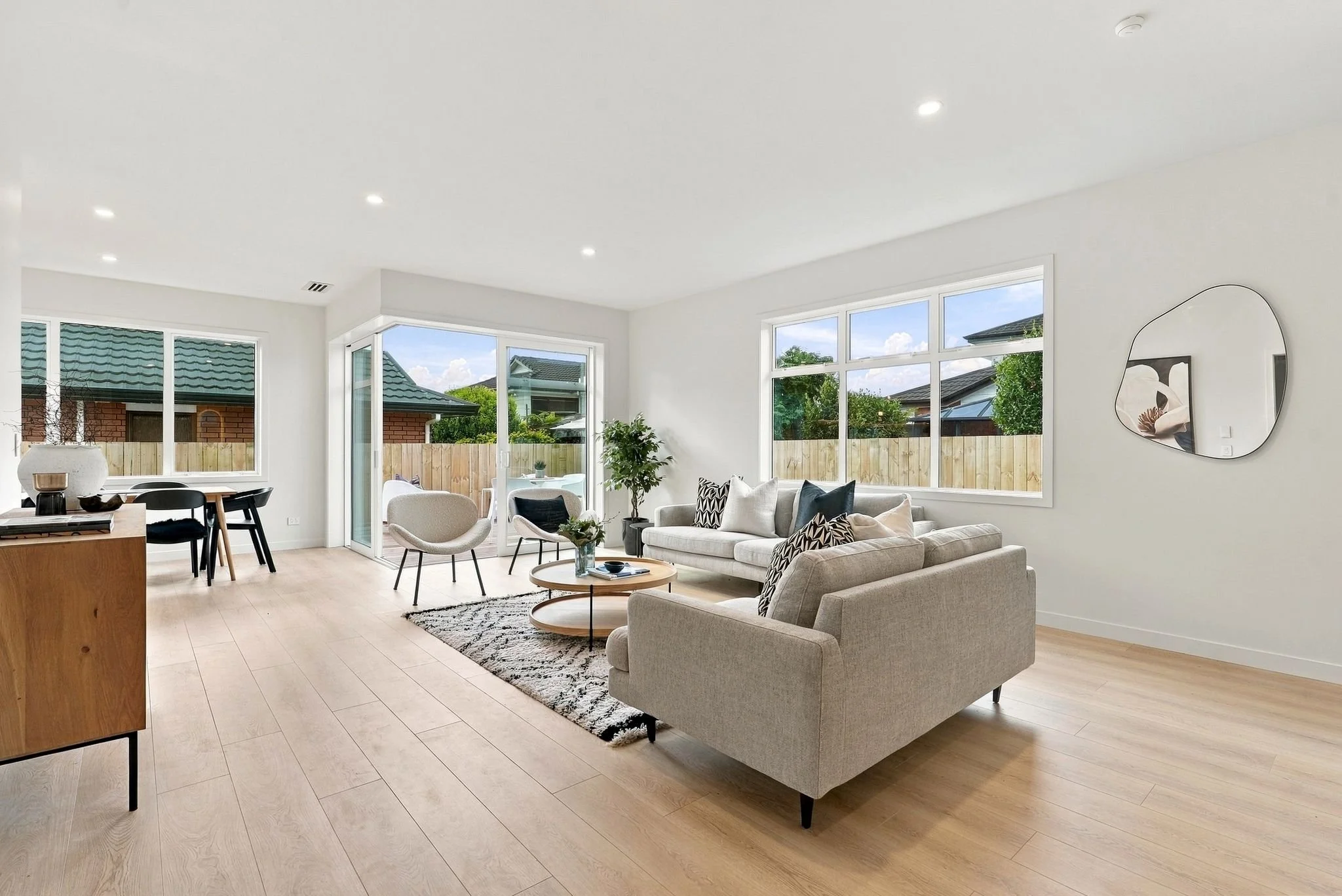 42_198BucklandsBeachRoad.jpg