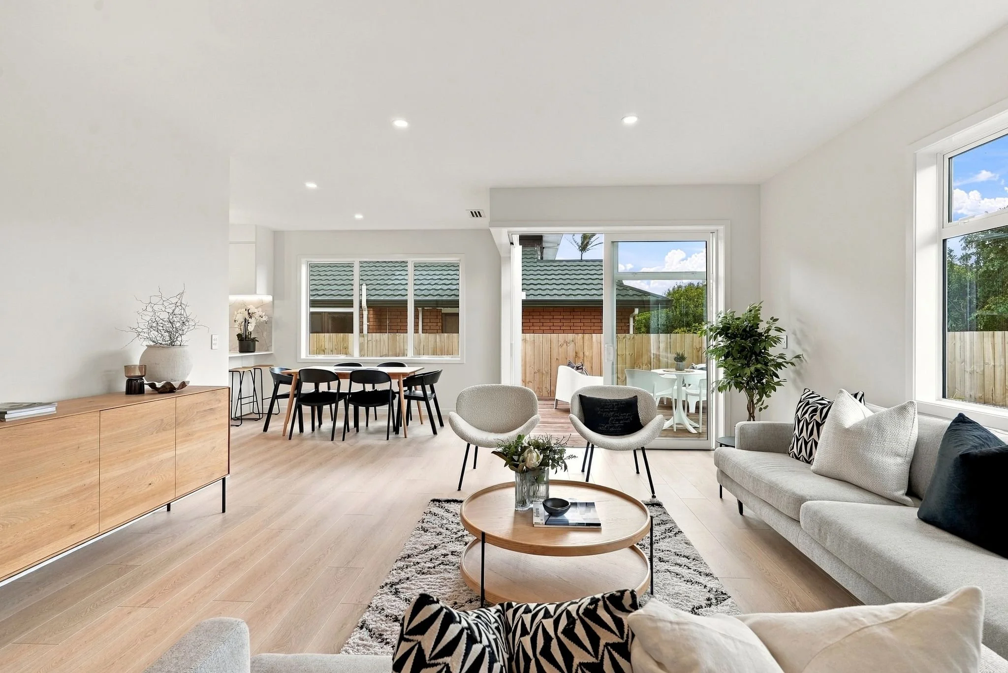 48_198BucklandsBeachRoad.jpg