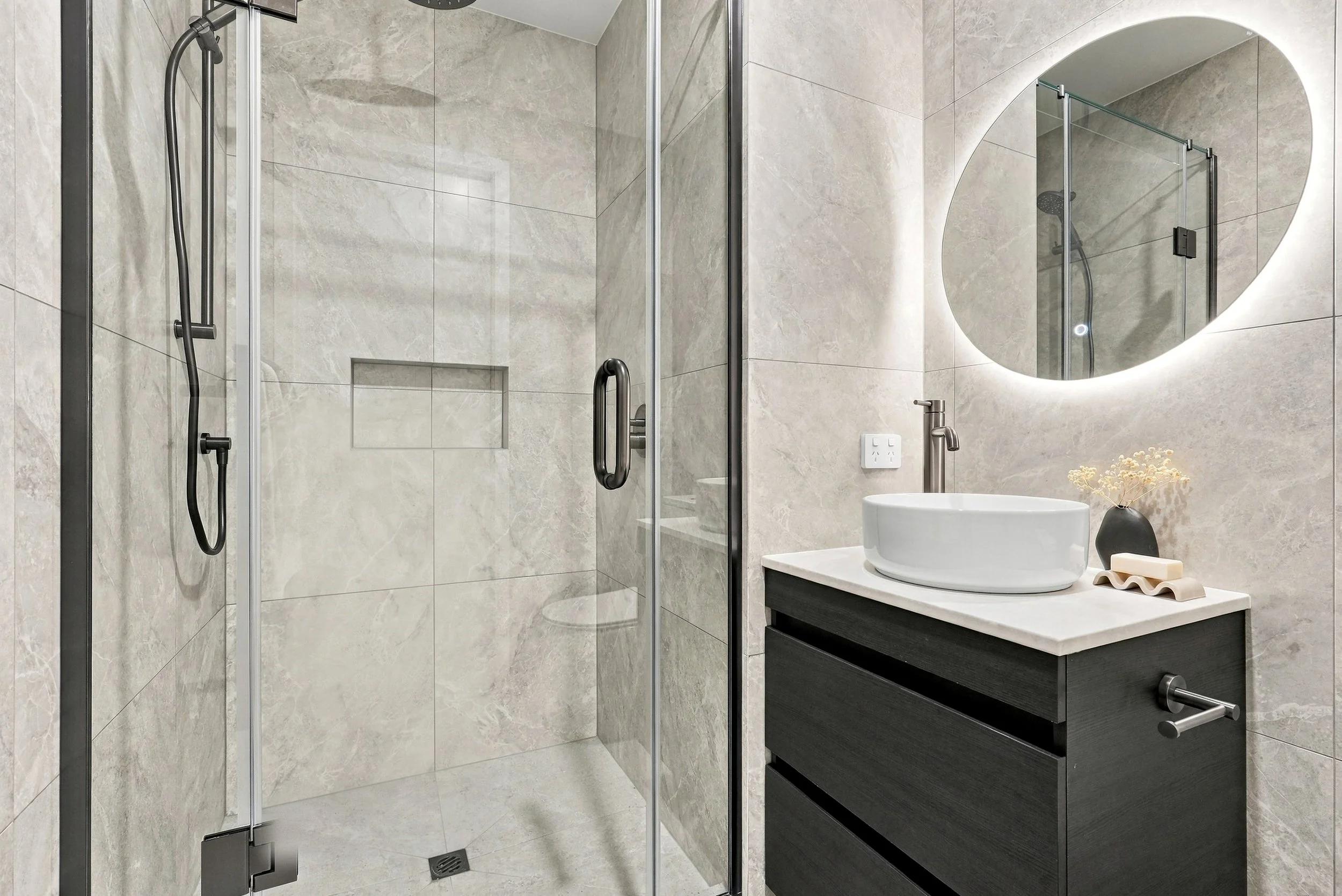 75_198BucklandsBeachRoad.jpg