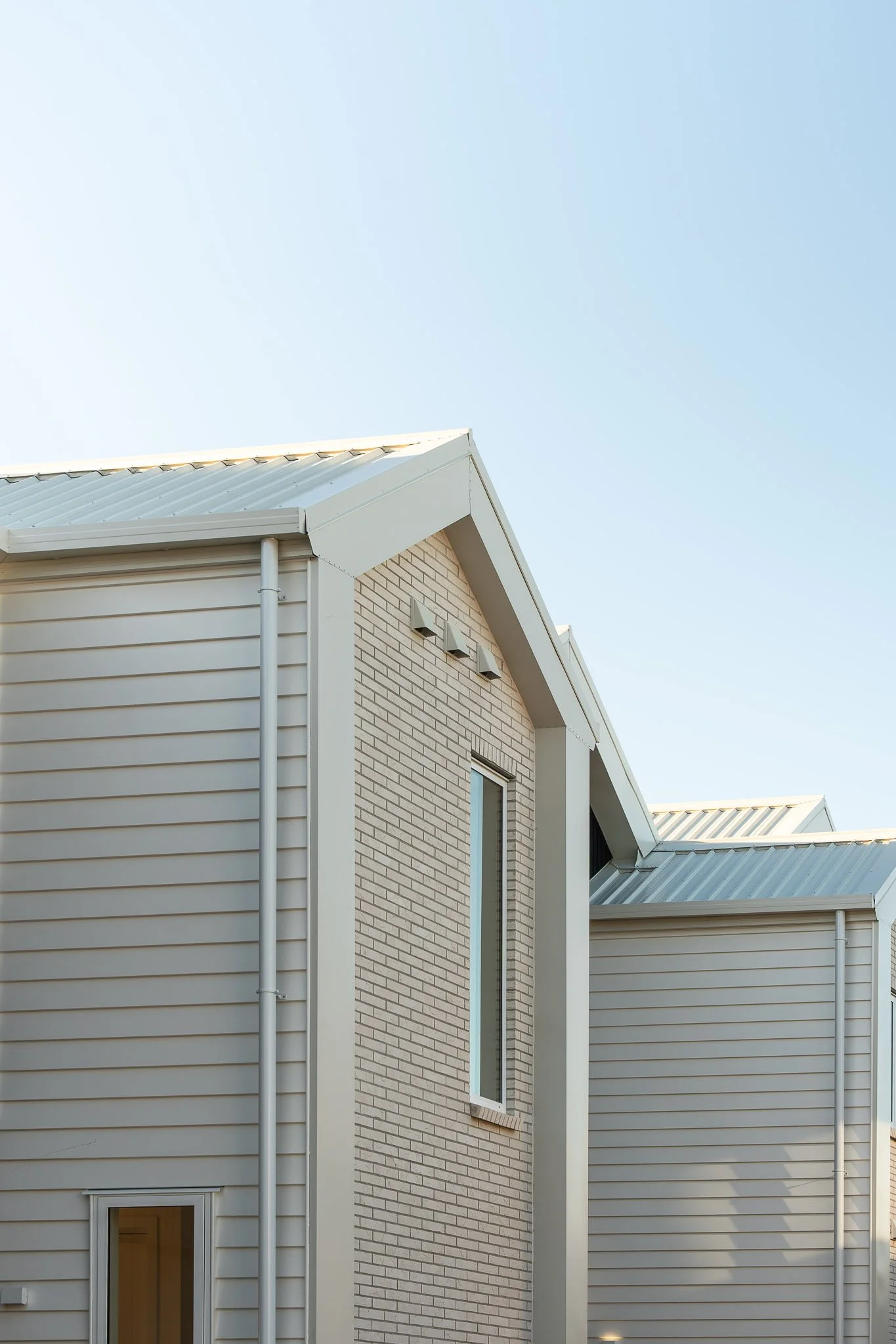 Urban Haus Listing - Abrecrombie exteriors 2.jpg