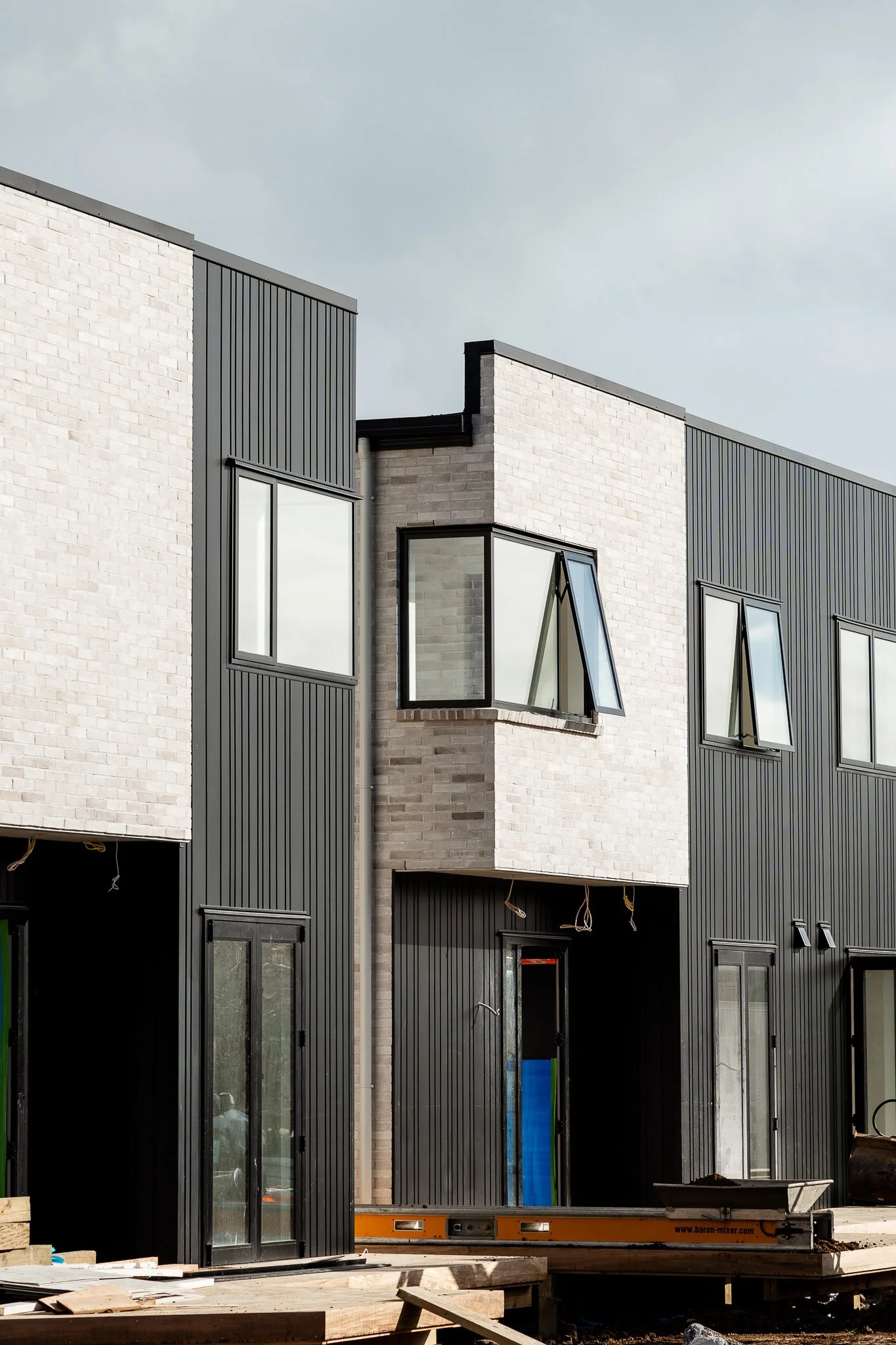 Urban Haus - 2 Camwell Close 2.jpg
