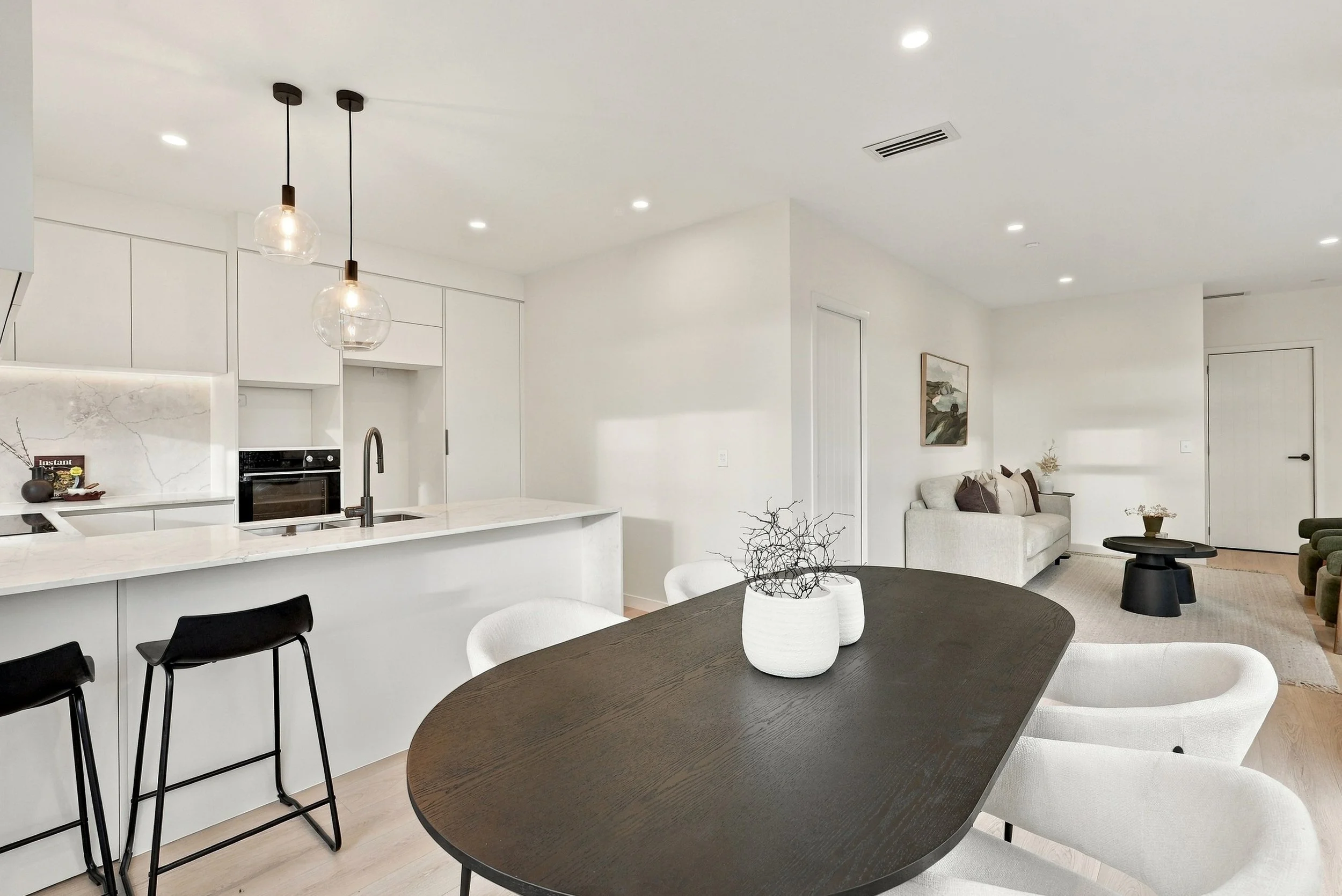 71_198BucklandsBeachRoad.jpg