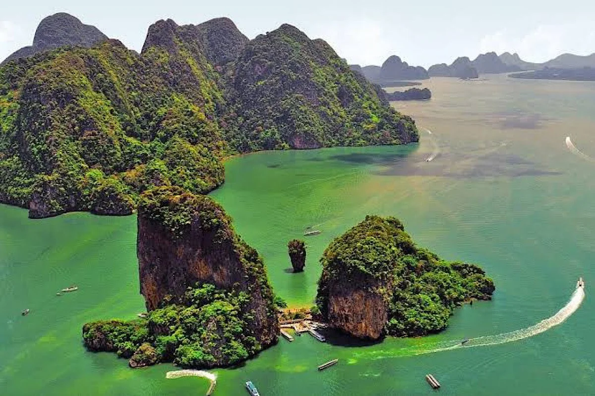 James Bond Island by Big Boat