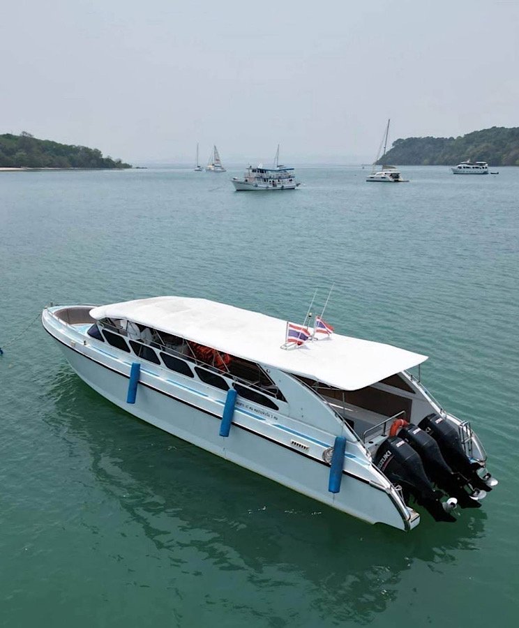 Phi Phi Maya Bay & Khai Island by Speed Boat