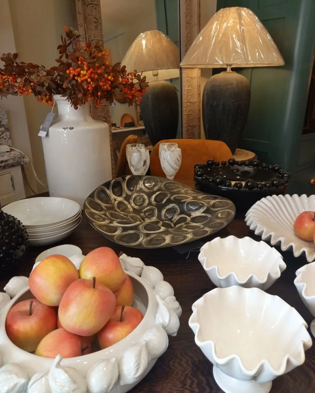This weather 😍🍂 Immerse yourself in calm and warm comfort as the evenings grow darker. Textured lampshades diffuse light beautifully and your favourite scented candle will add a cosy glow to your space. 

Our selection of Glass &amp; Wick candles o