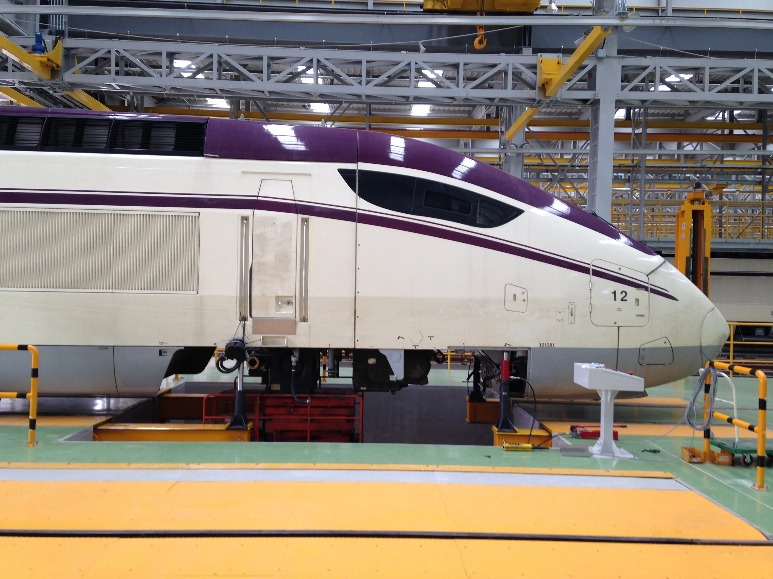 열차대차교환설비 – Bogie Drop Table