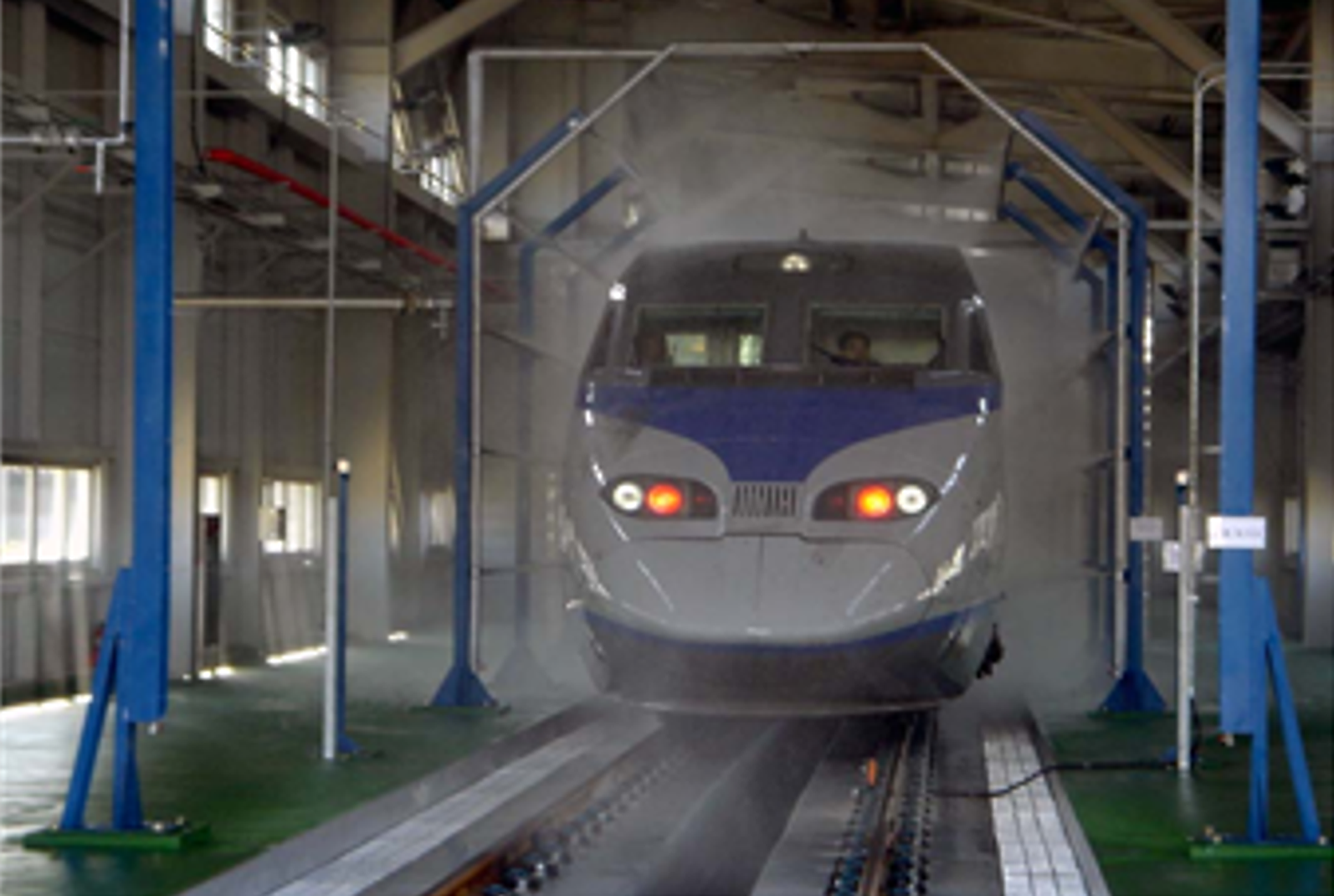 자동세척장비 – Automatic Train Washer