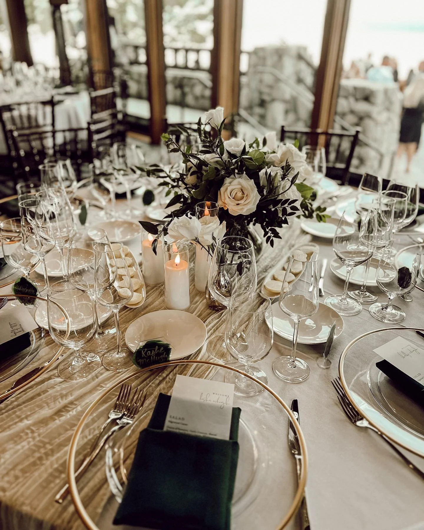 What a wild week. So much love. So many memories. So many flowers. 🤍 congrats to the newlyweds! I had the honor of flying back to CA to do these amazing flowers for them. I might&rsquo;ve had a little too much fun at their wedding.. 
&bull;
&bull;
V