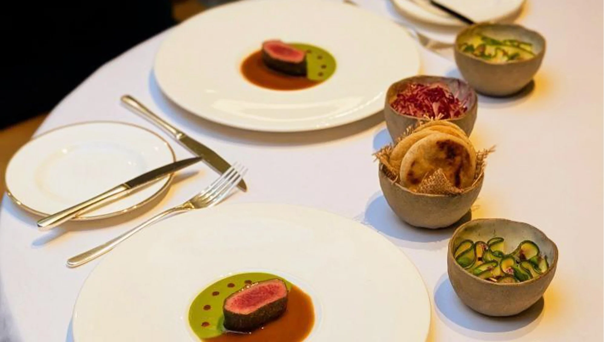 rachel-kay-ceramics-arkle-restaurant-chester.jpg