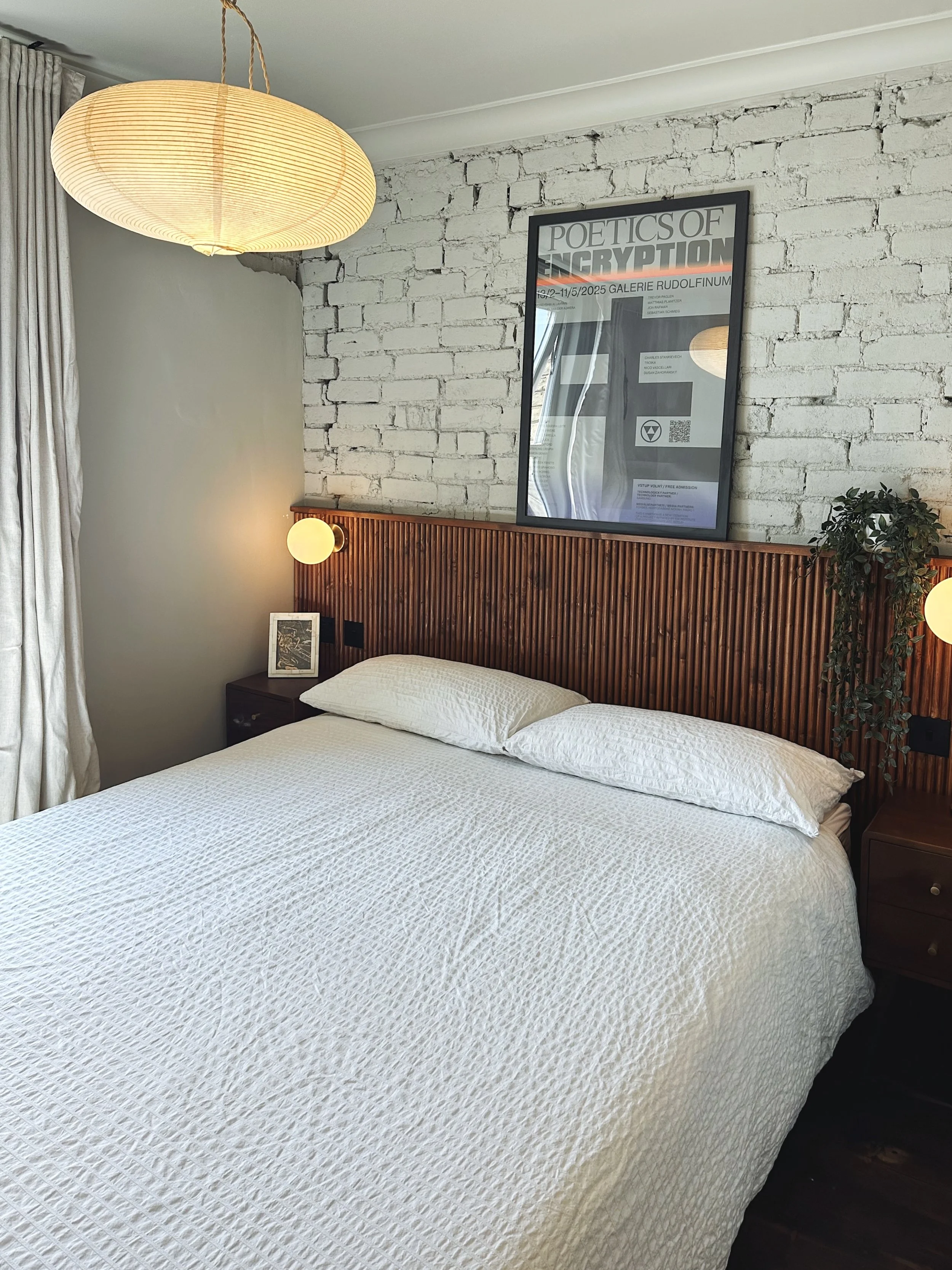 La-Pera-En-Suite-Room-At-Margate-Manor-22.JPG