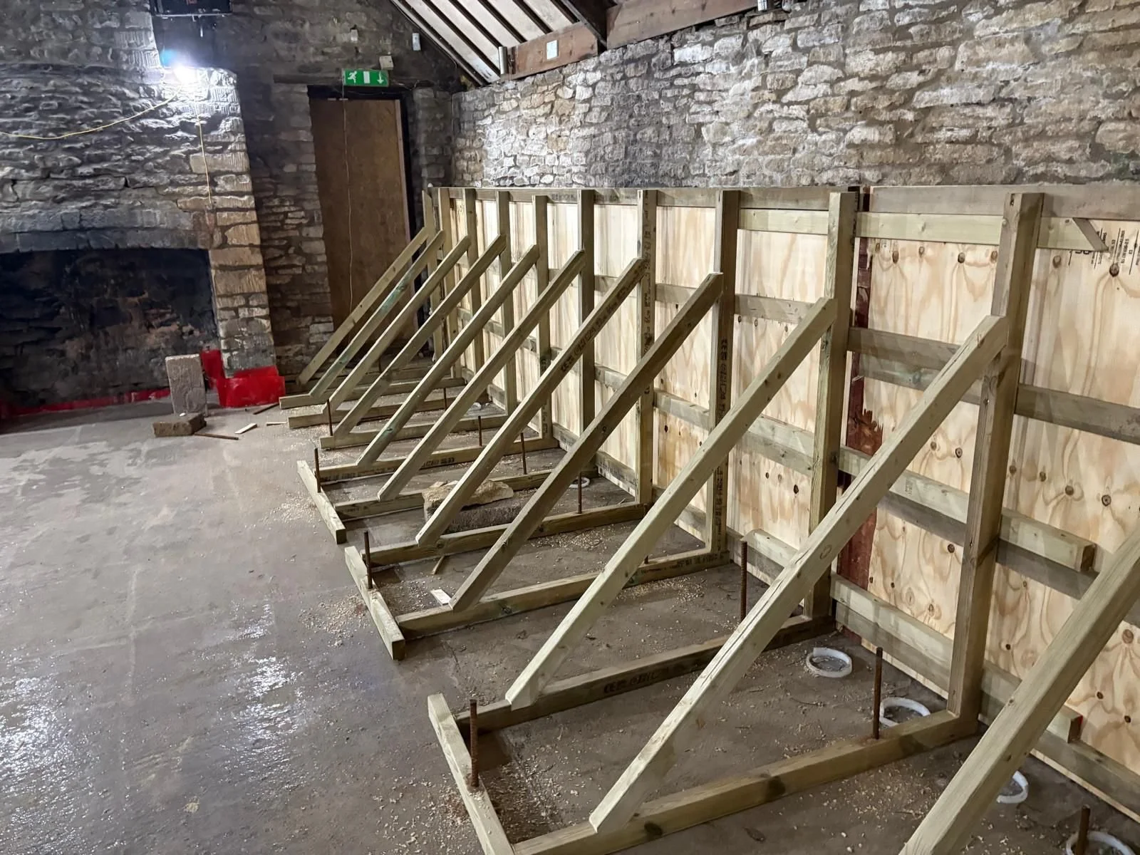 building-and-renovation-for-tunnel-house00010.jpg