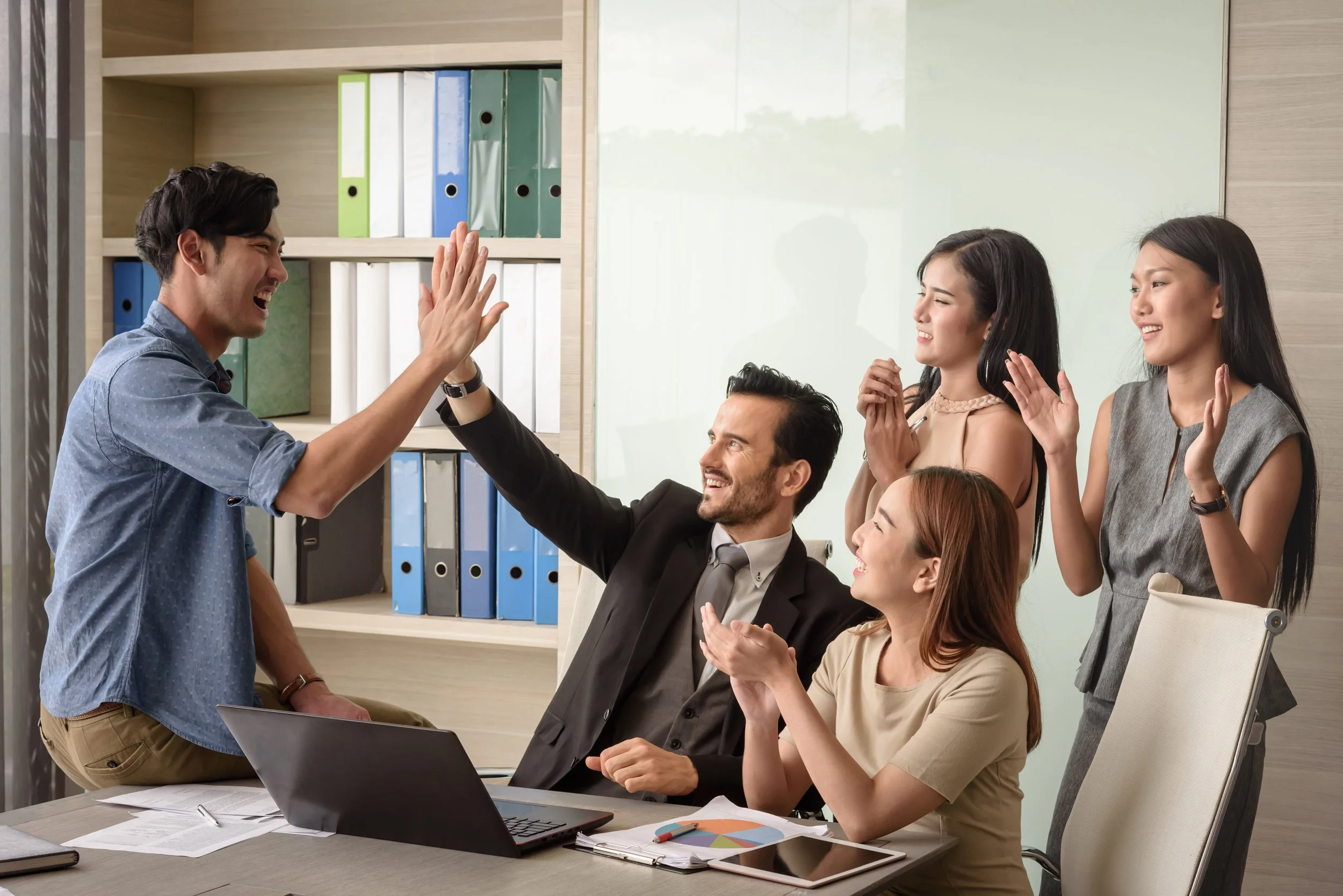 5 Ways Training Boosts Team Morale Instantly