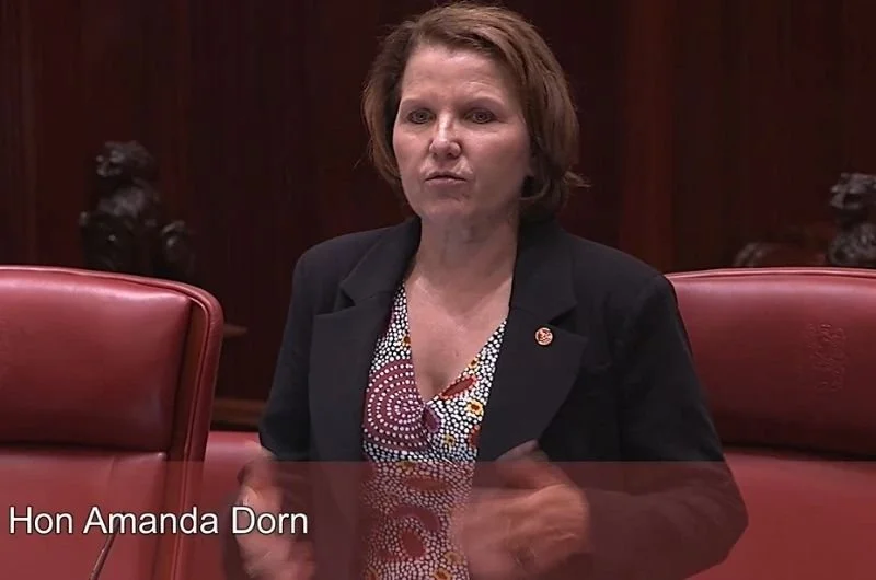 Raising concerns about the impact of second-generation anticoagulant rodenticides (SGARs) on native wildlife.