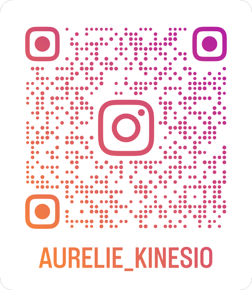 Un code QR coloré avec le texte "AURELIE_KINESIO" en dessous.