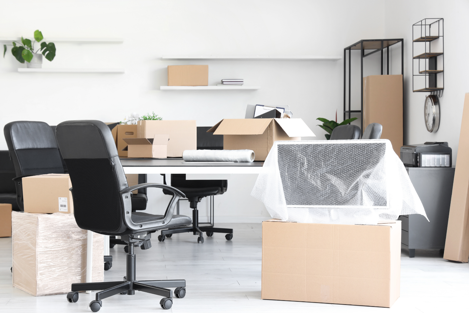 Office Cleanouts in Chicago: How to Prepare for a Smooth Transition
