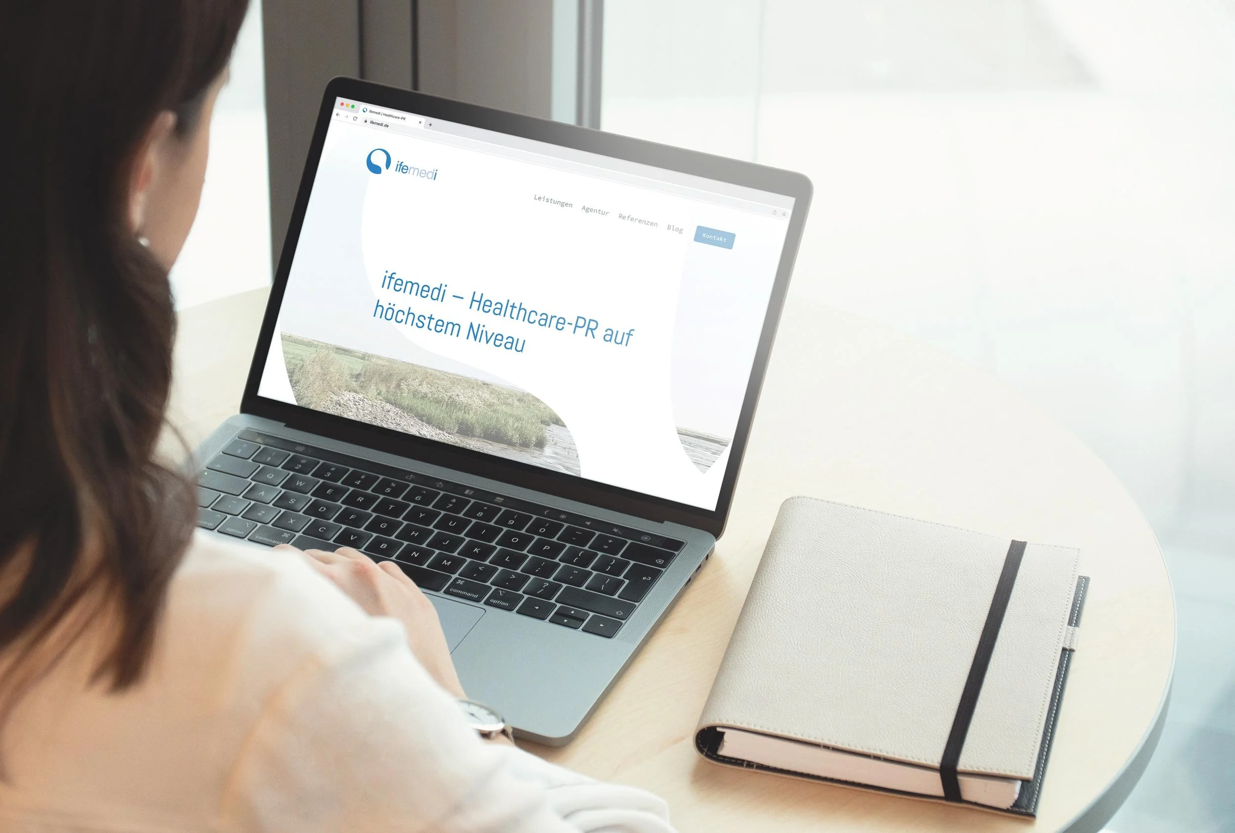 Superidee Werbeagentur Oldenburg – Referenzen – Healthcare PR – Webdesign und Fotos