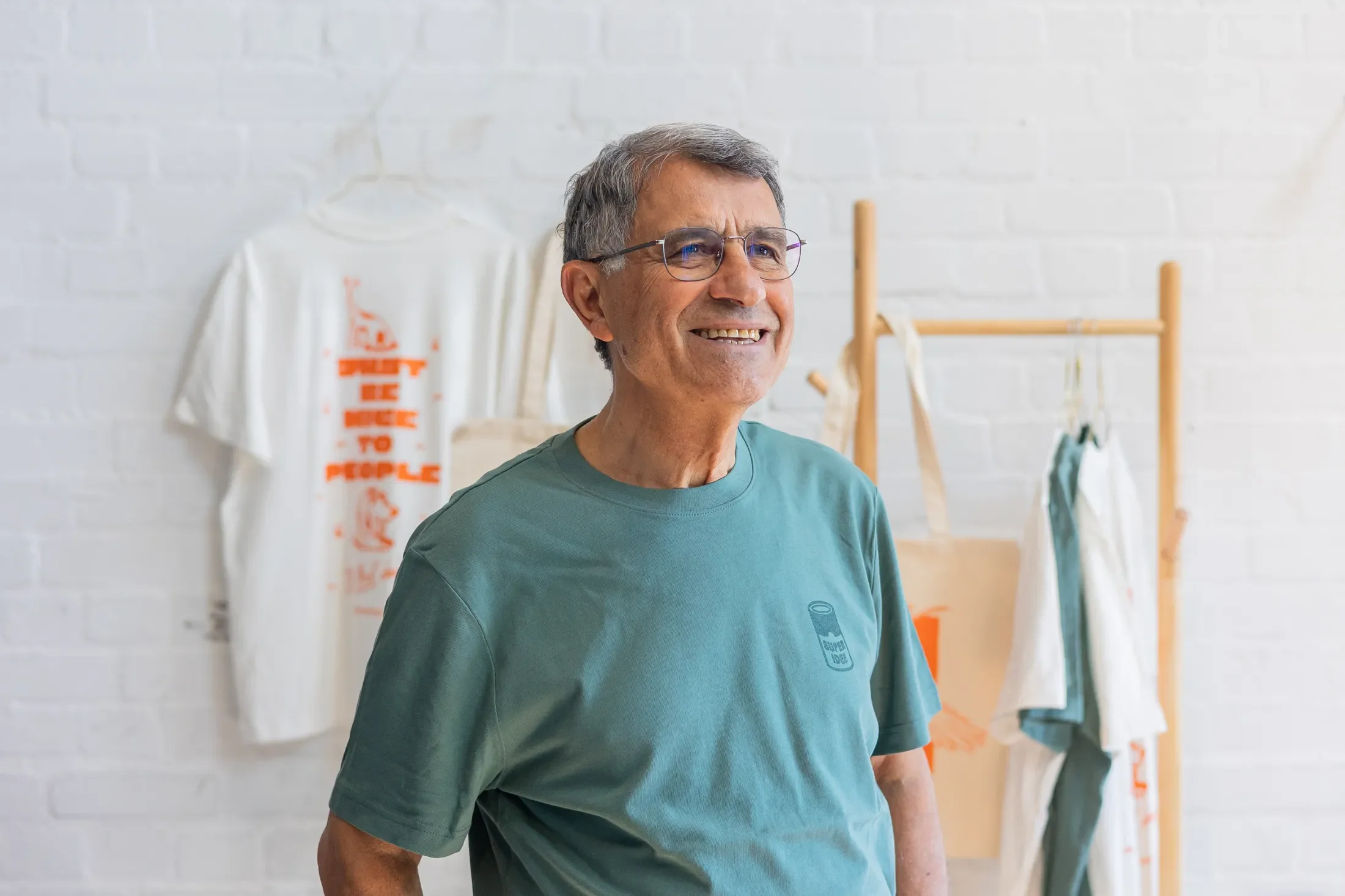 superidee-werbeagentur-super-shop-ibis-oldenburg-community-fuer-alle.webp