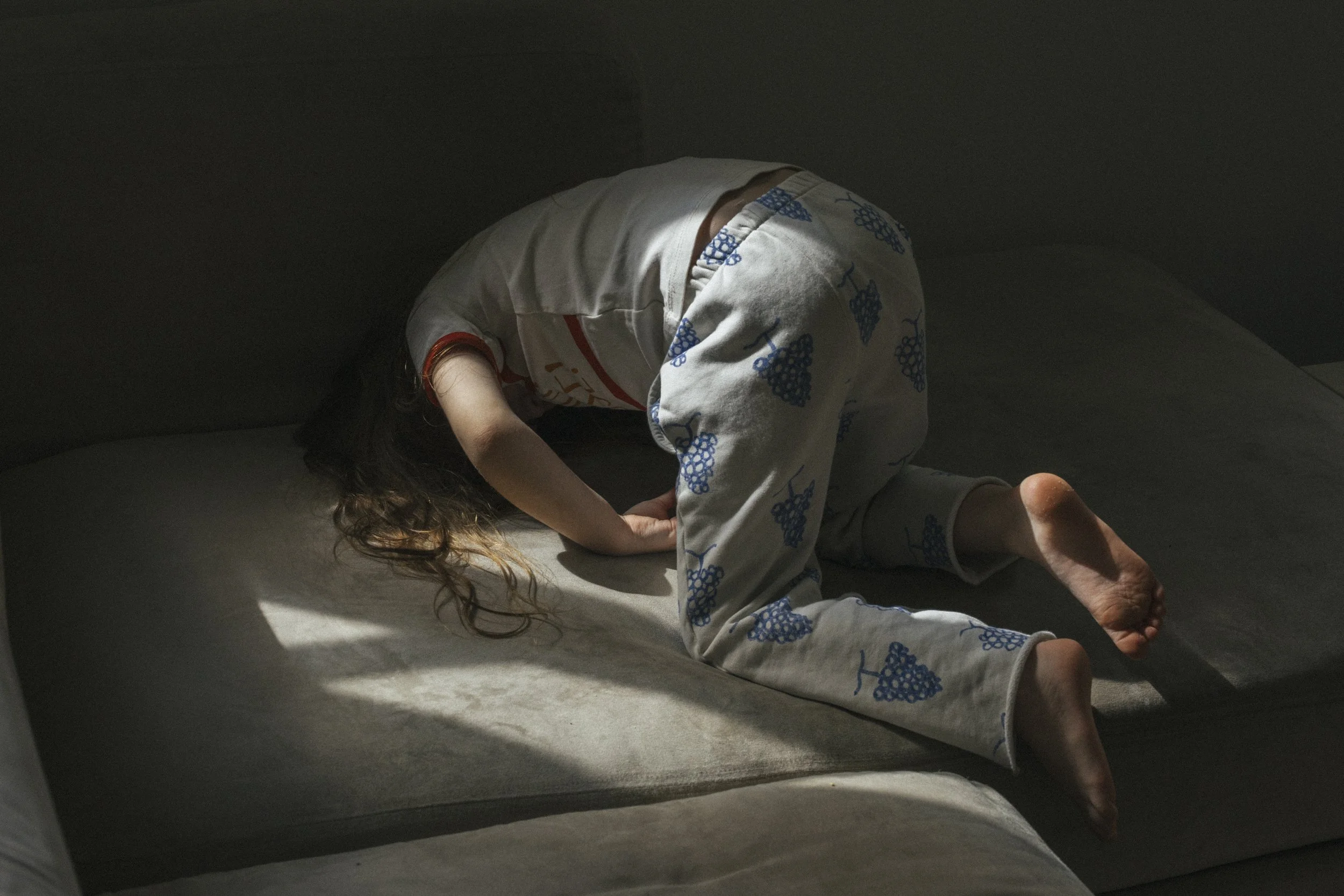 Sofa gymnastics 
30X45CM
Ed 5 + 1AP