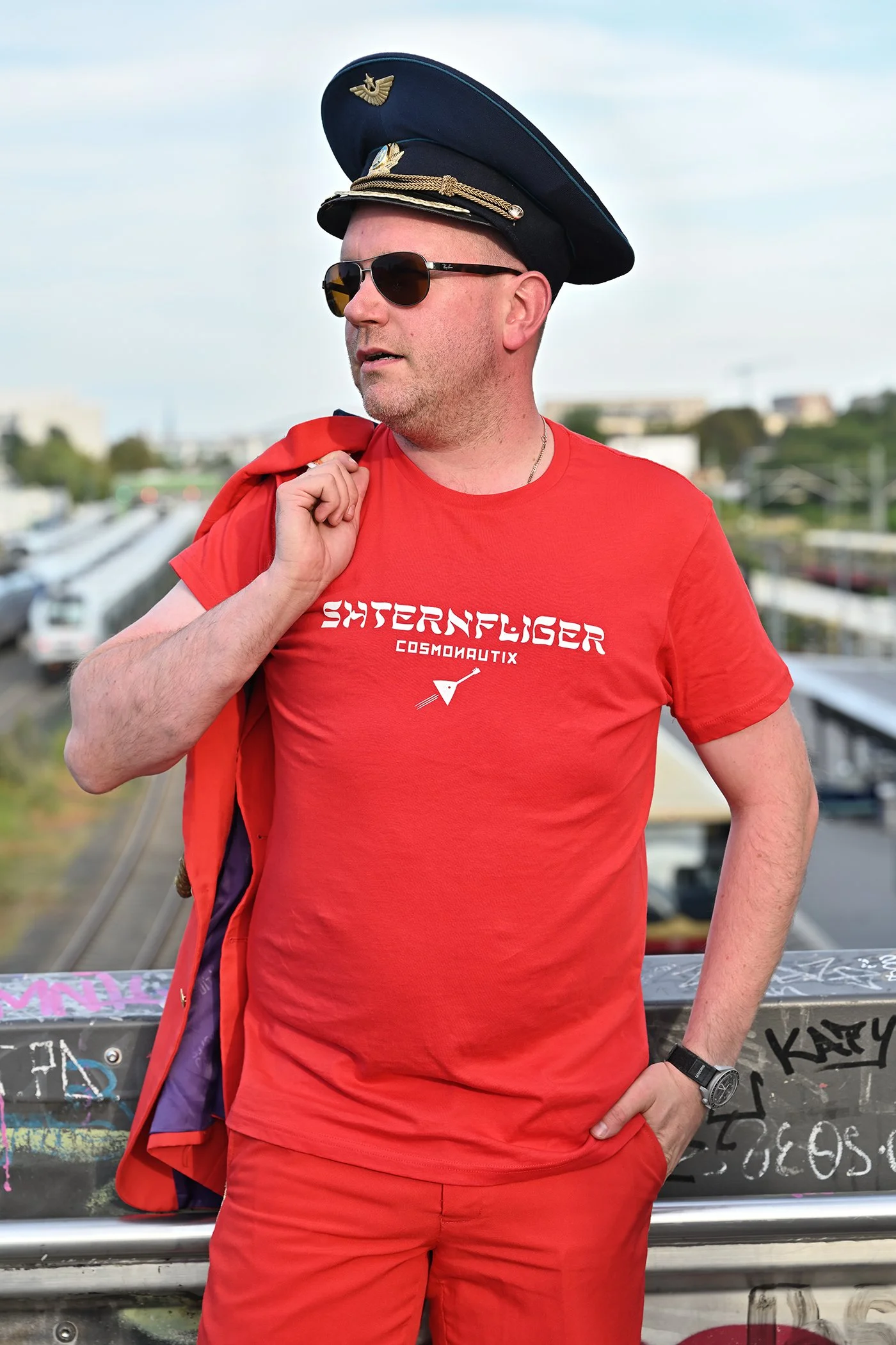 SHTERNFLIGER BUNDLE (2 Shirts + Patch)