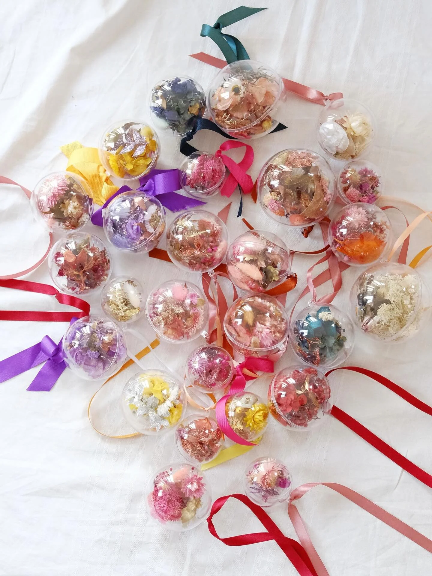 ✨🌸 &Agrave; vos agendas 💐🌟❄️

Nous avons pleins de dates et rdv pour novembre et d&eacute;cembre &agrave; vous communiquer dans les jours &agrave; venir , mais d&eacute;j&agrave; deux dates 📅 que certains attendaient avec impatience : les prochai