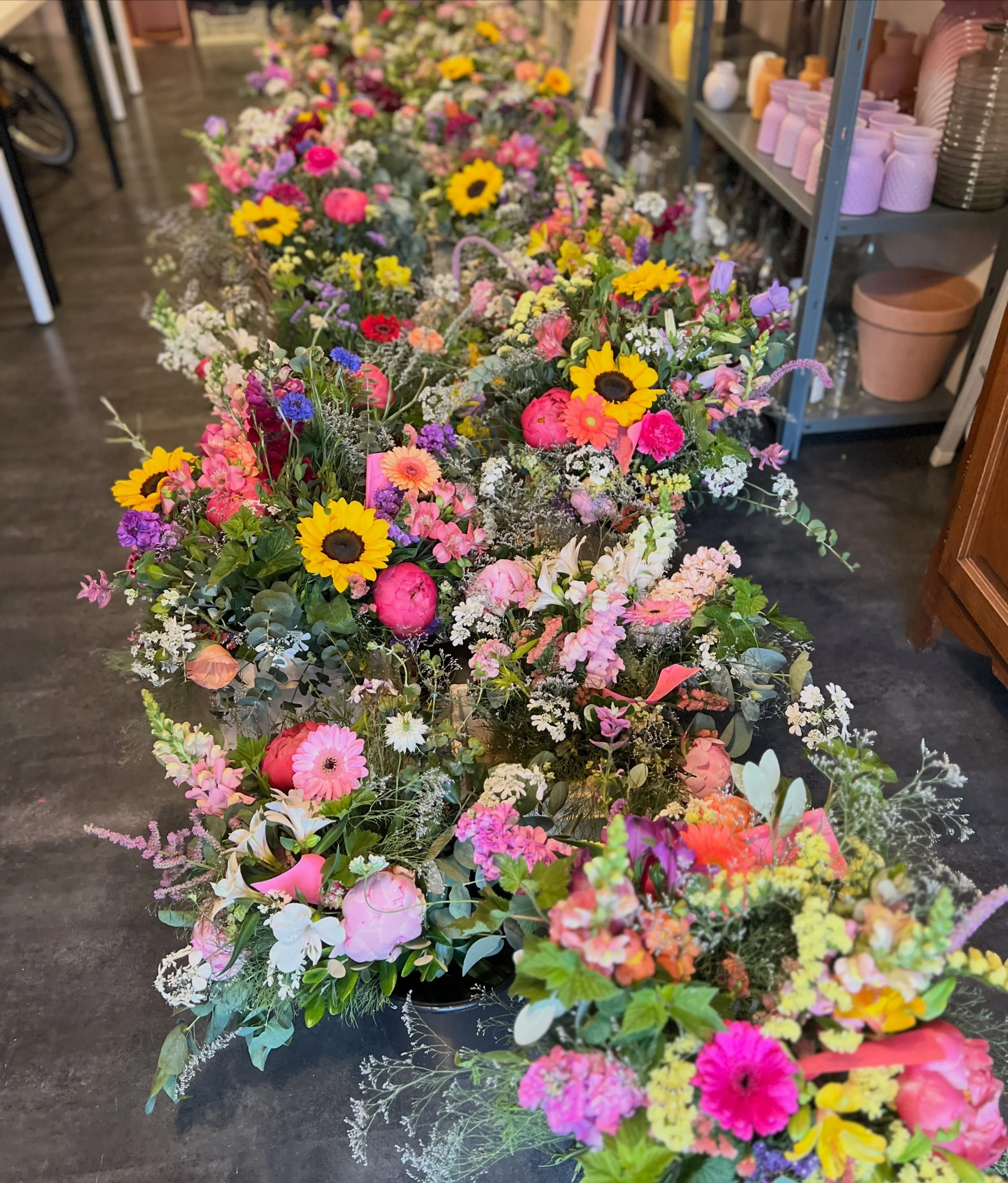 💗F&Ecirc;TE DES M&Egrave;RES 💐

J-4 avant de f&ecirc;ter les MAMA! 

Ce dimanche c&rsquo;est la f&ecirc;te des m&egrave;res! 

Derni&egrave;re ligne droite pour commander un merveilleux bouquets de fleurs locales et de saison 🇫🇷!

💐 Un beau bouq