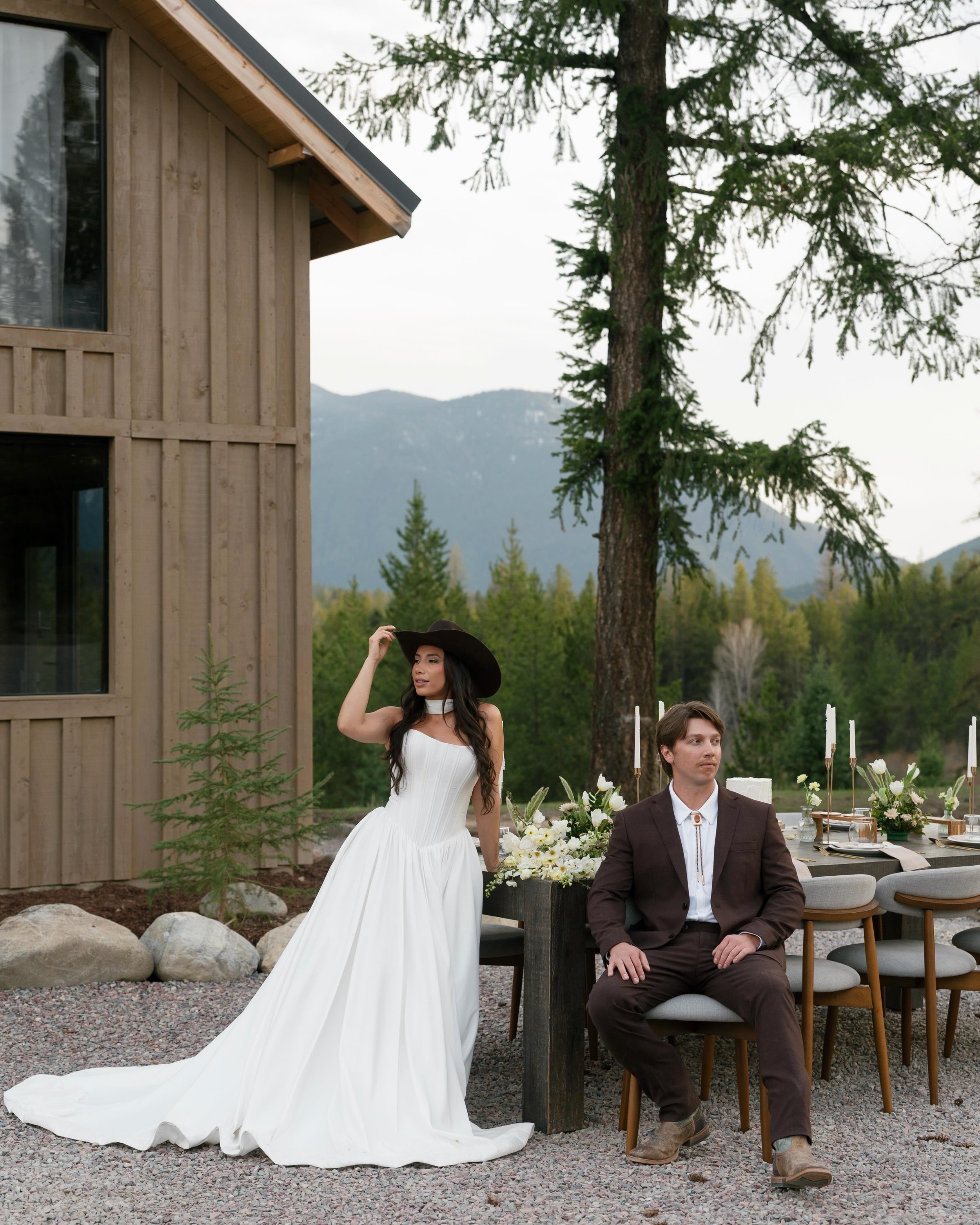 starting your morning scroll off with this gorgeous shoot at @staytreetops new lodge! absolutely loved working alongside @kytrisha to bring this western elegance vision to life 🤠🕯️it fit their new space so perfectly. we got to bring on some of my f