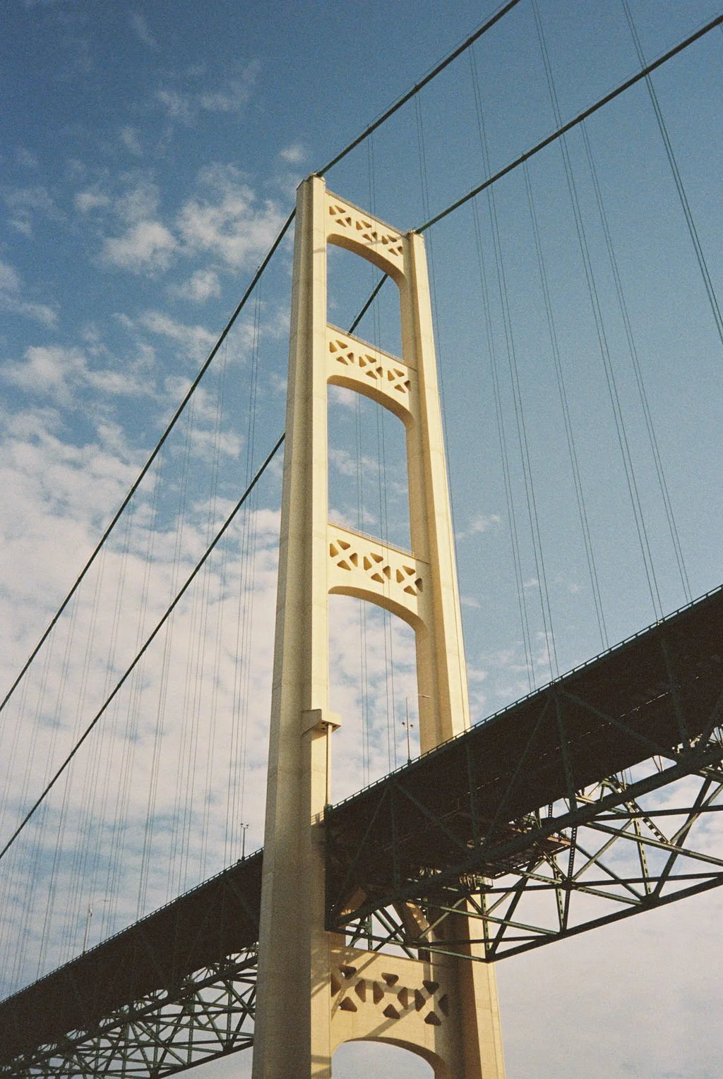 37101_02.jpg