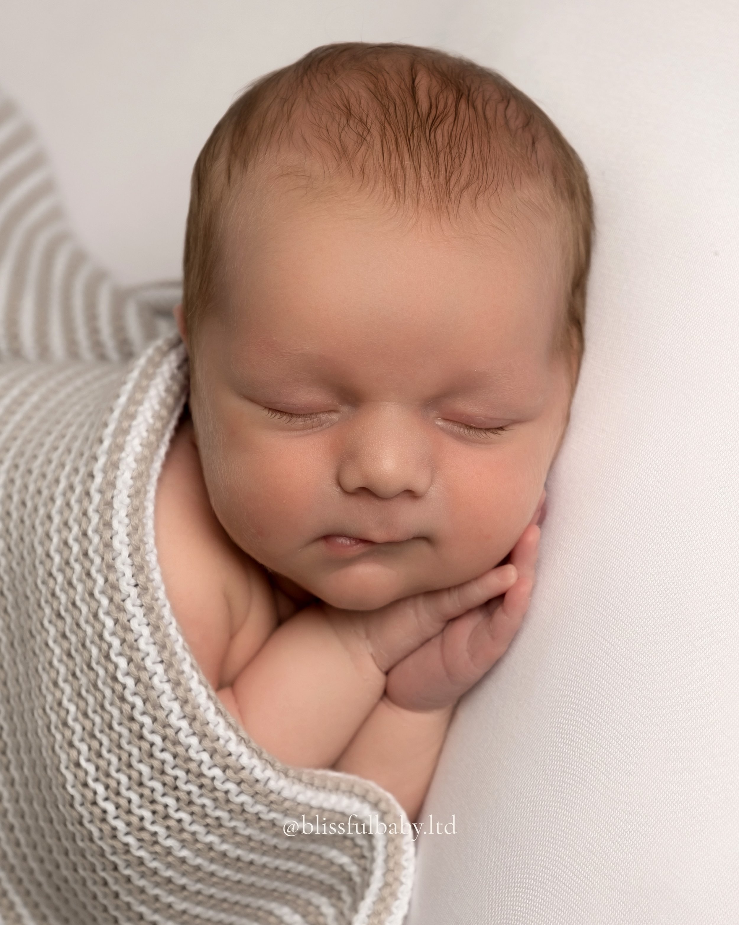 The early days 🤍

Tiny hands, eyes meeting, getting to know each other for the very first time.

Nothing needs to be perfect here&hellip; just felt 🤍

At Blissful Baby, we&rsquo;re here to gently support you through these first moments and beyond ✨