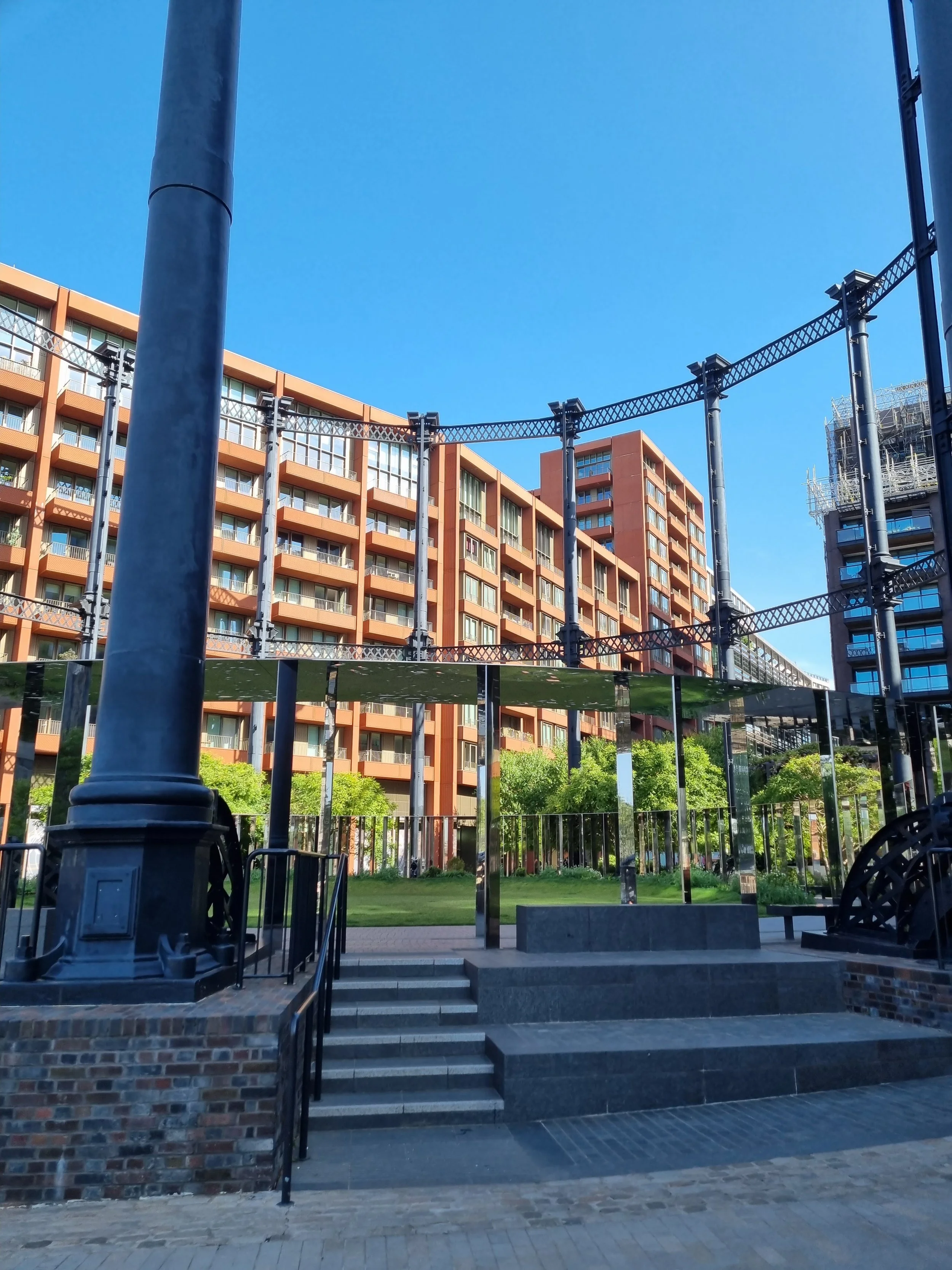 gasholder-park-kings-cross-civic-nostalgia.jpg