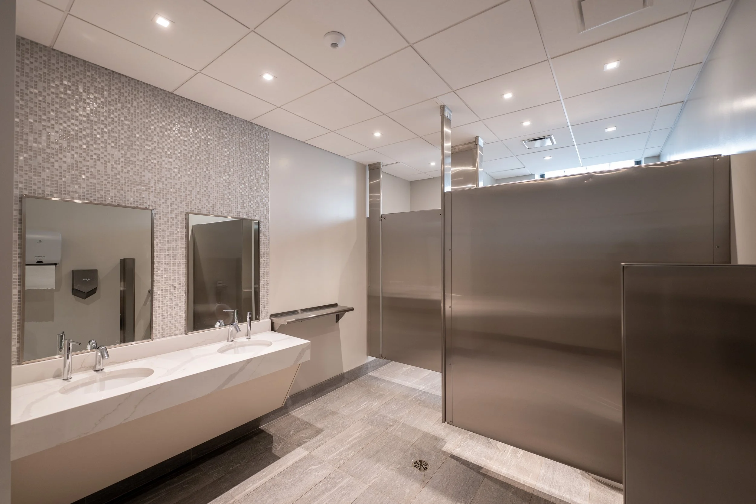 restroom.jpg