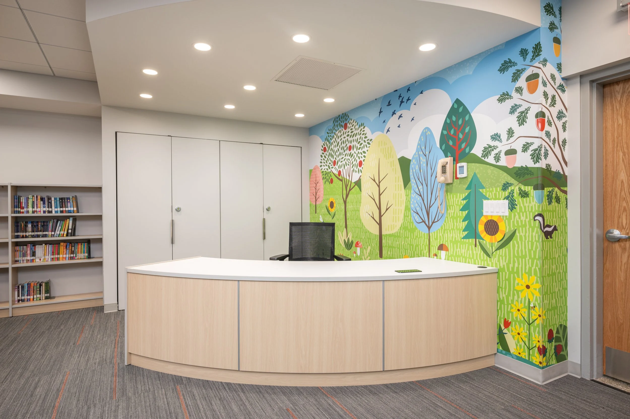 elementary school library media center 3.jpg