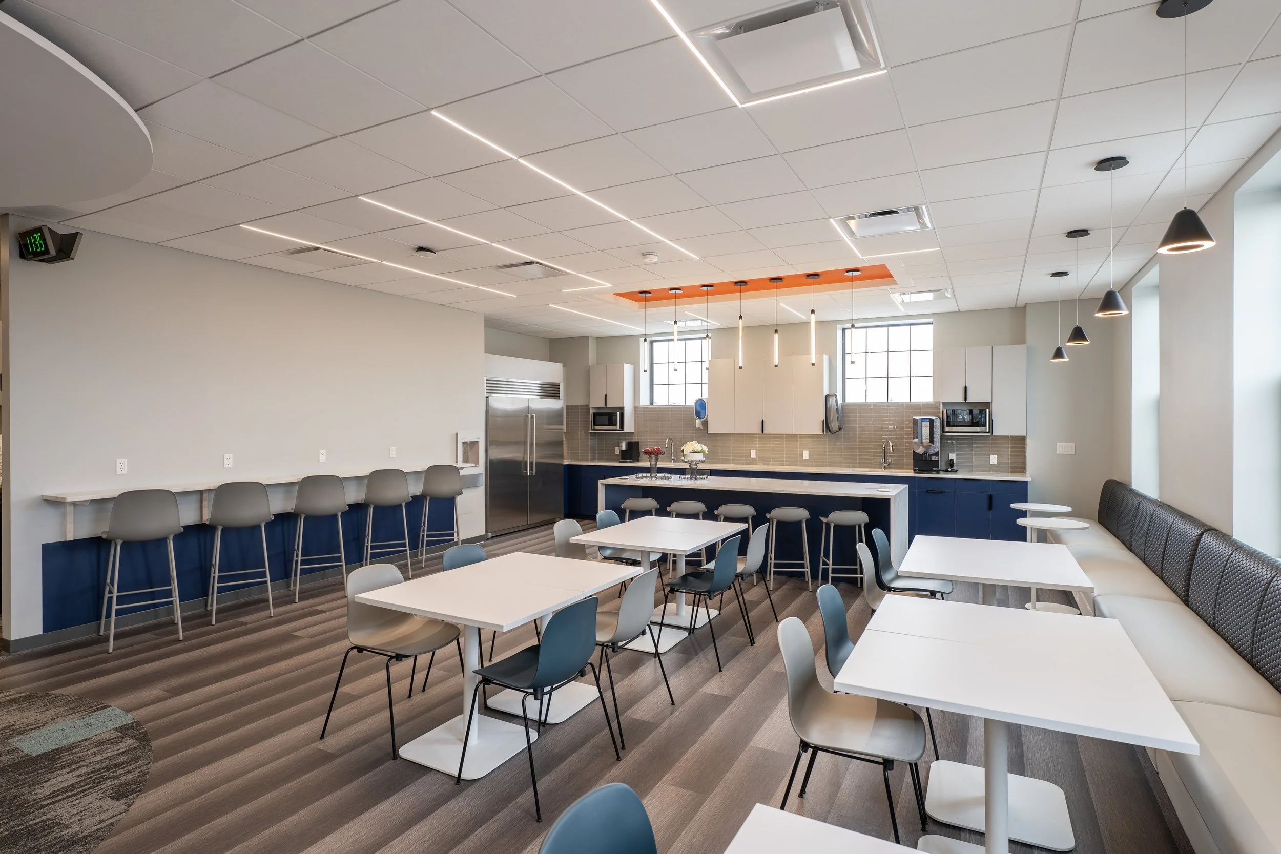 Chaminade Sky Lounge 5.jpg