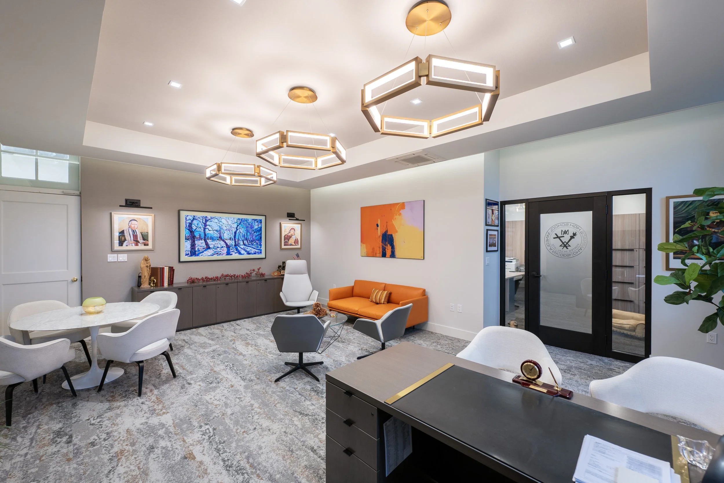 2 PRIVATE OFFICE.jpg