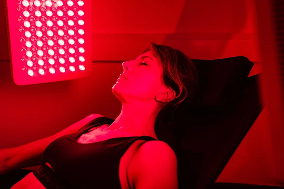 Exploring the Benefits of Red Light Therapy