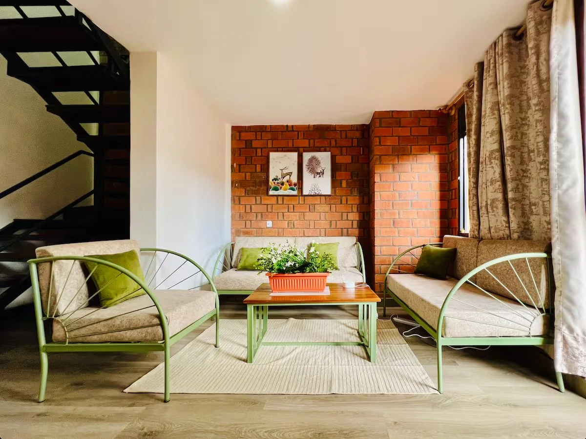 An image of the Cultural Center.