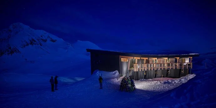 SpearheadHuts_BannerSize-01_2270x1335.jpg