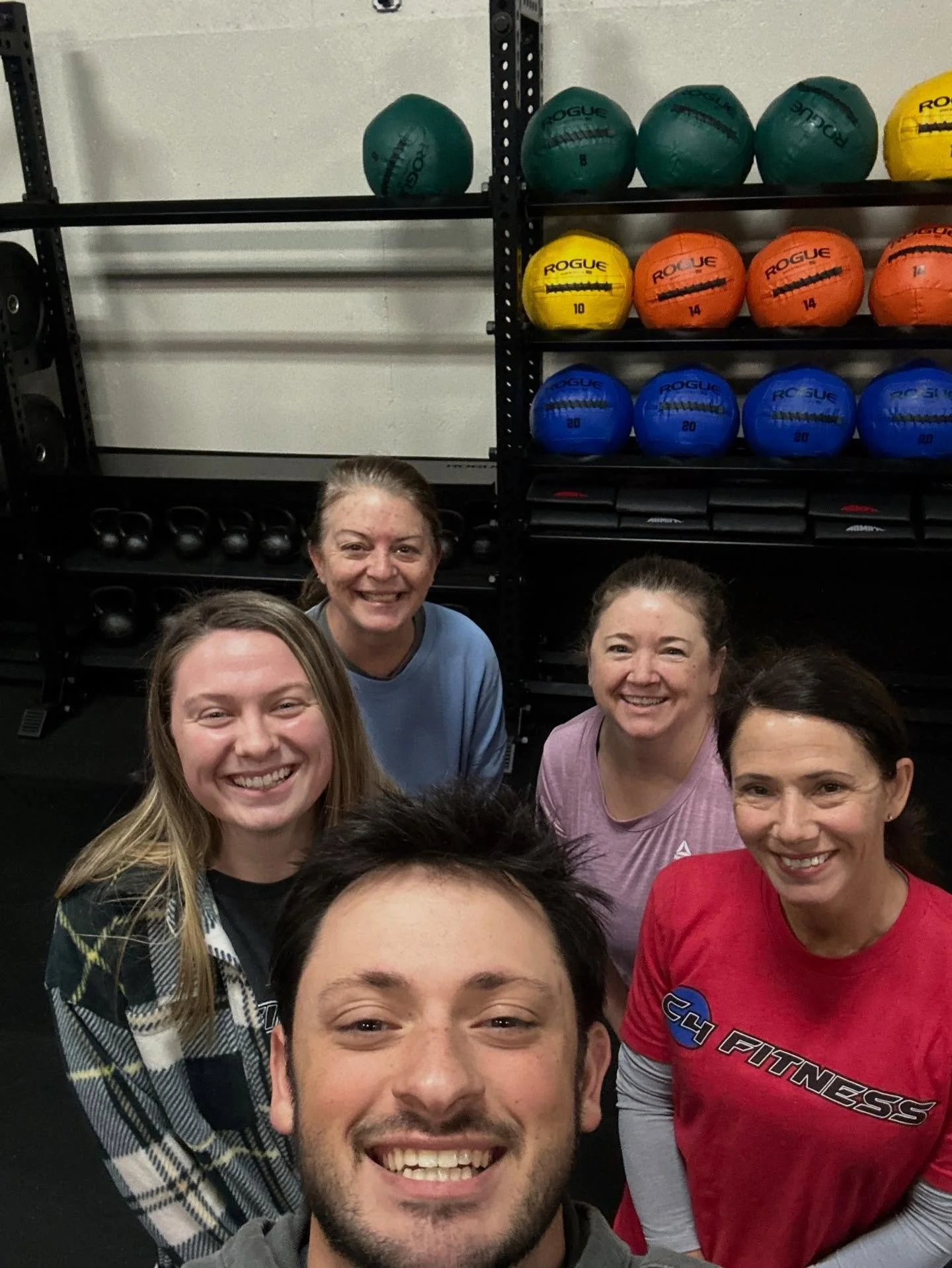 Always a great day with the move class! Come try us out and get a head start on the new year! 

#functionalfitness #fitness #gymgoals #newyearnewyou #newyearsresolution