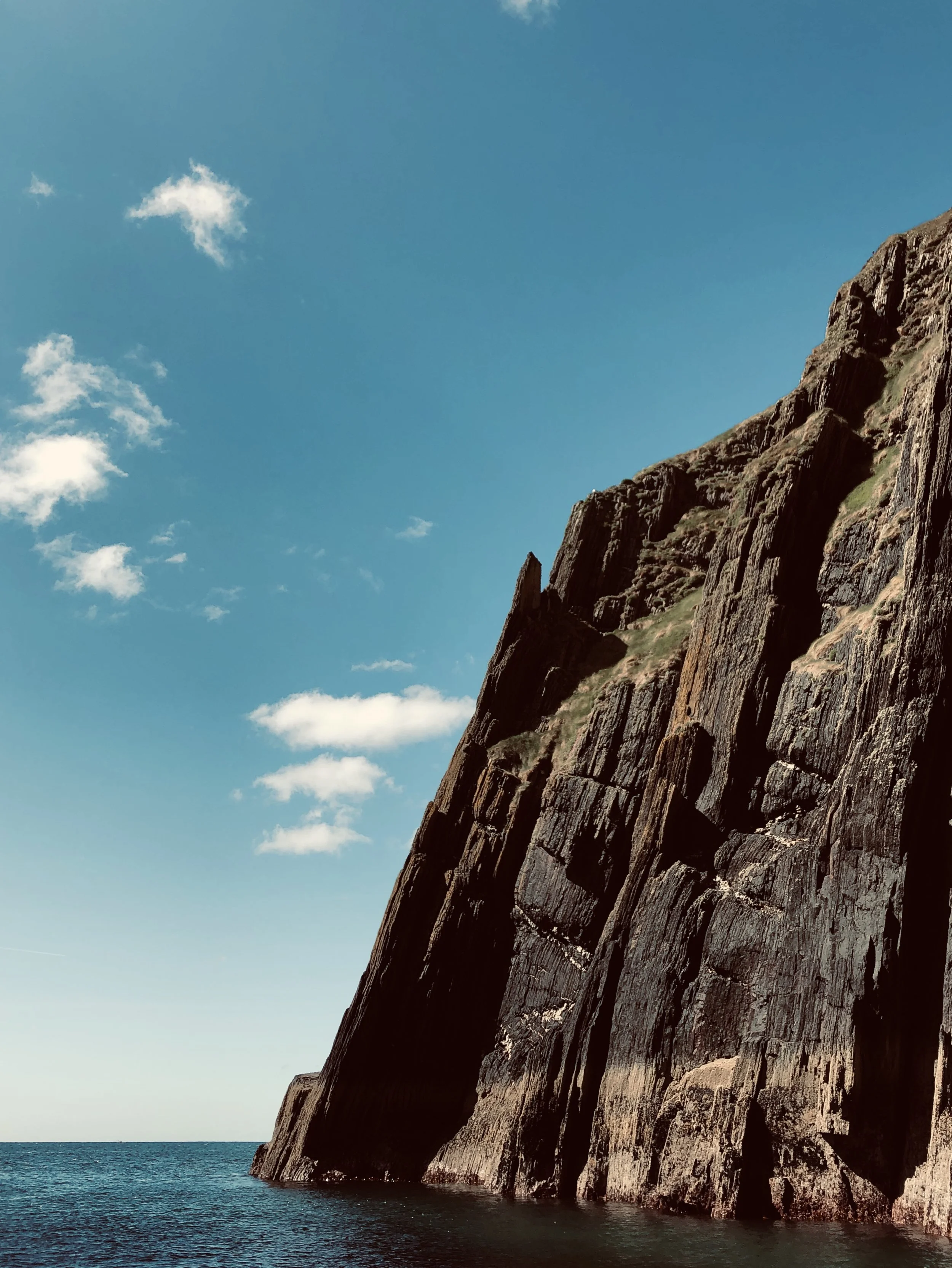 Blasket Sound Cliff Face III.JPG
