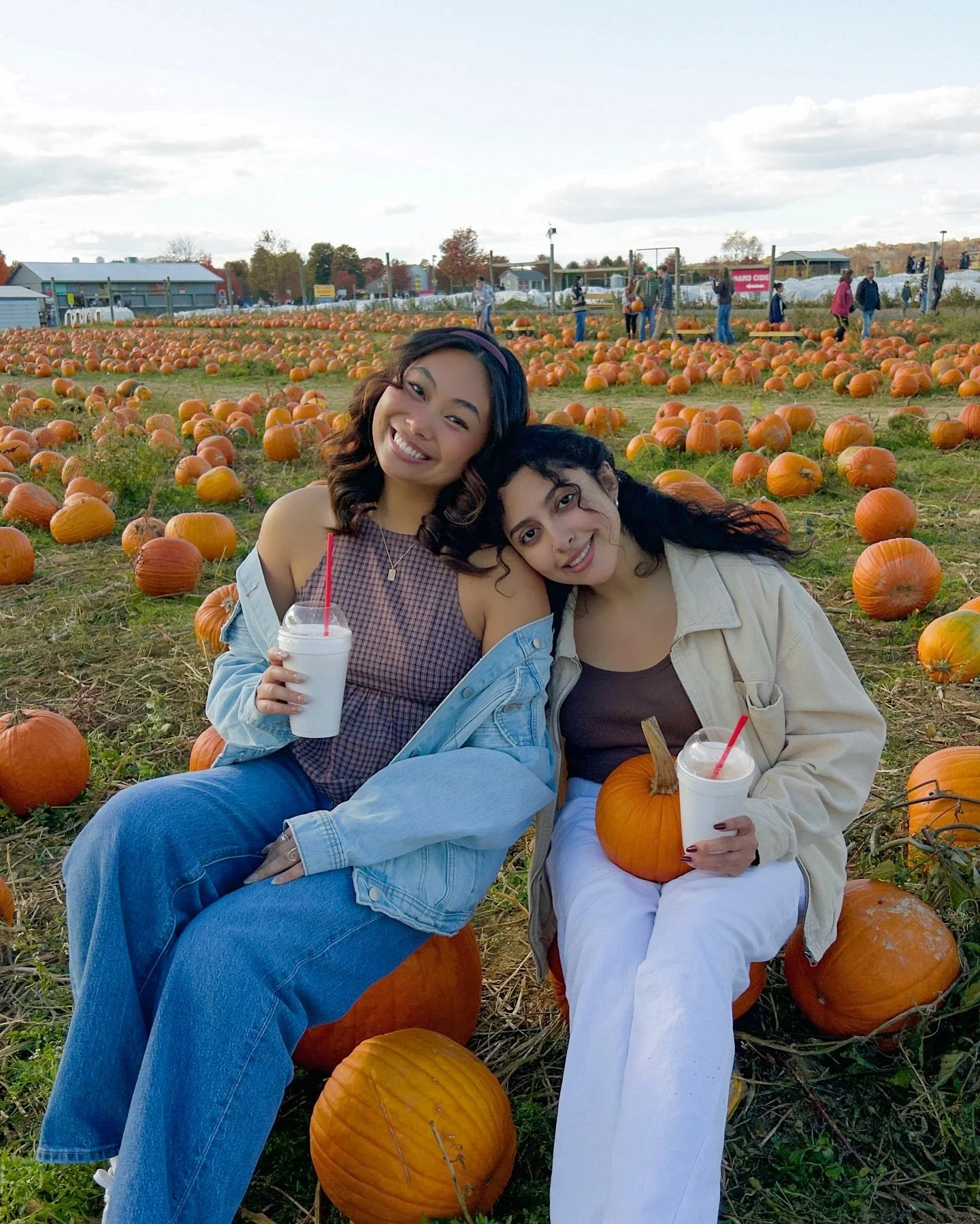 big fan of apple cider slushies (and @ara.c31ic) 🍂