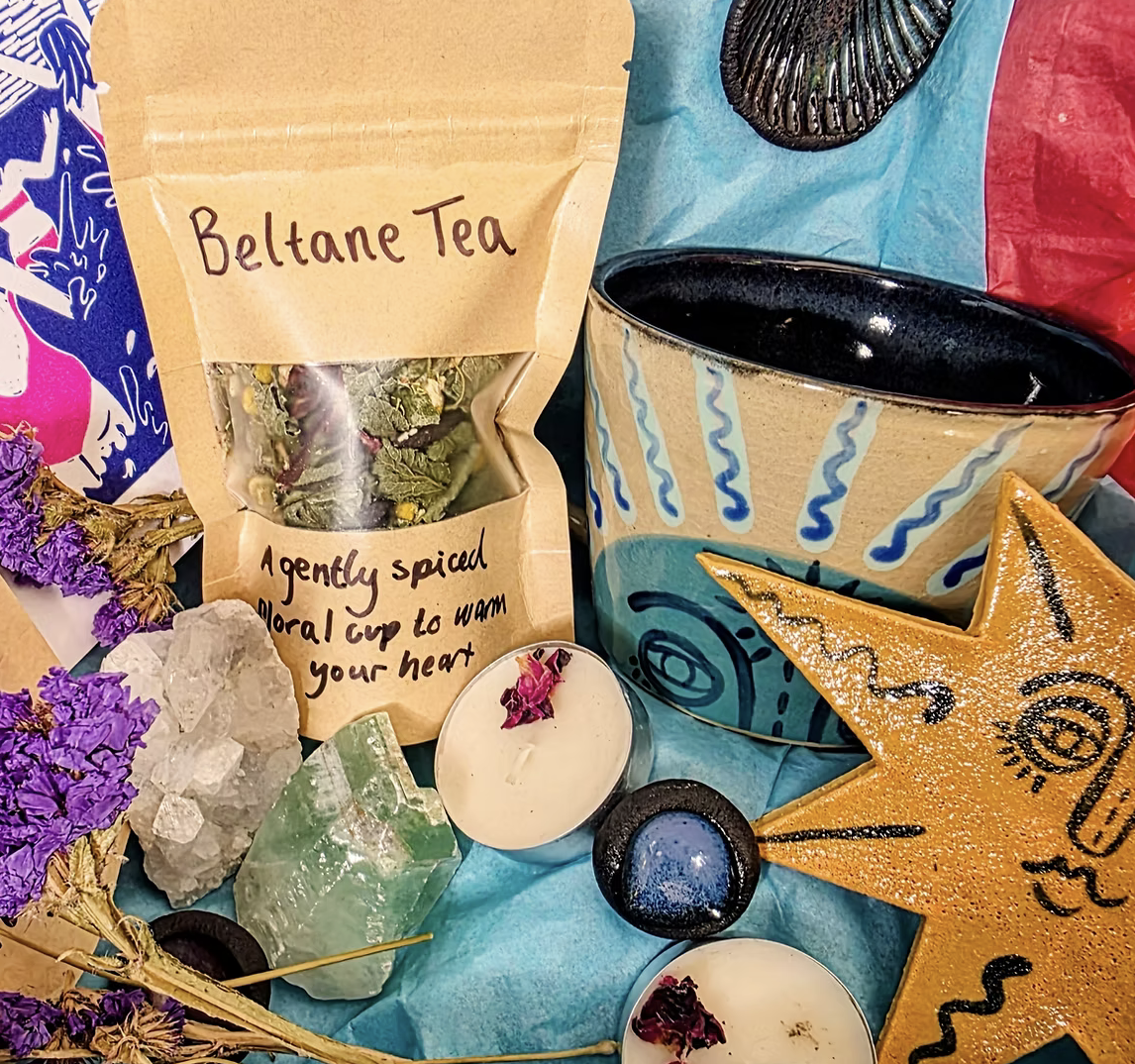 Beltane Gift Box - Premium Edition
A richer, more expansive celebration of Beltane - alive with warmth, creativity, and quiet ritual.
Includes a larger, signature ceramic piece and additional handcrafted elements. Uniquely and thoughtfully composed w
