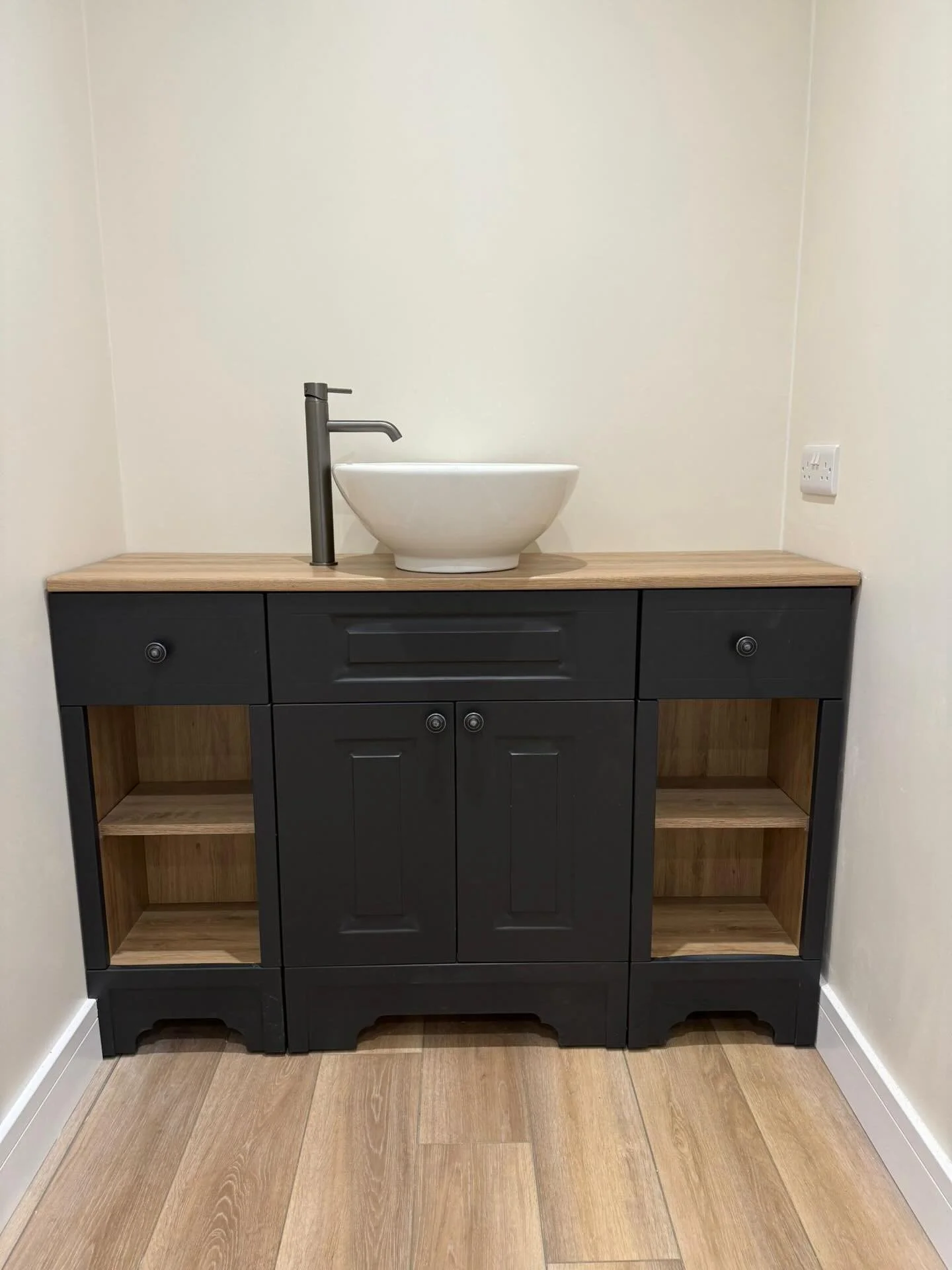 Here we have a recent basin vanity unit installation for a repeat customer of ours. This is installed in her new beauty room. If this or anything you see is within your interest. Get in touch today. 

We complete all types of works including 
- Tilin