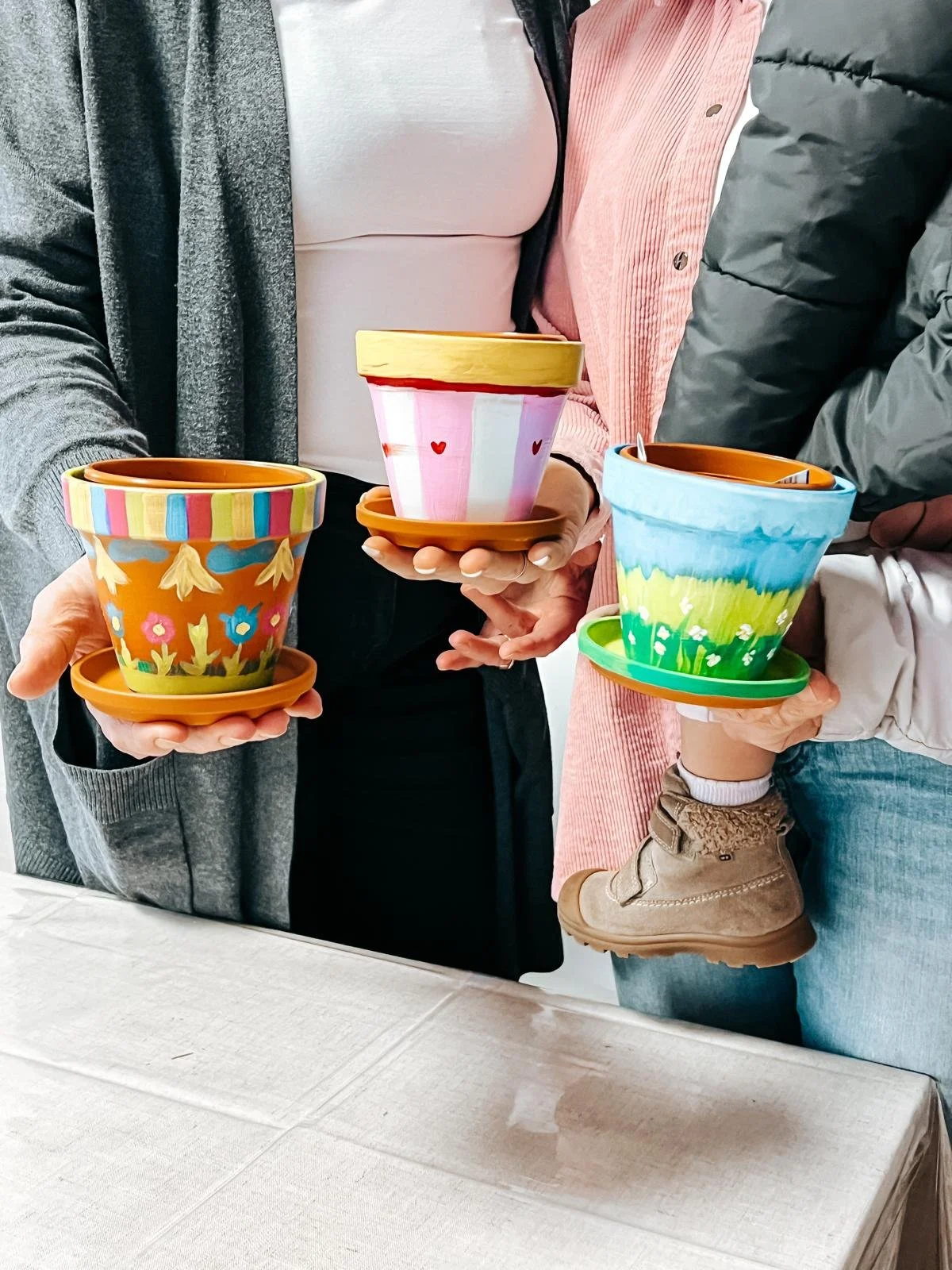 Blumentöpfe bemalen & bepflanzen - kreativer Workshop