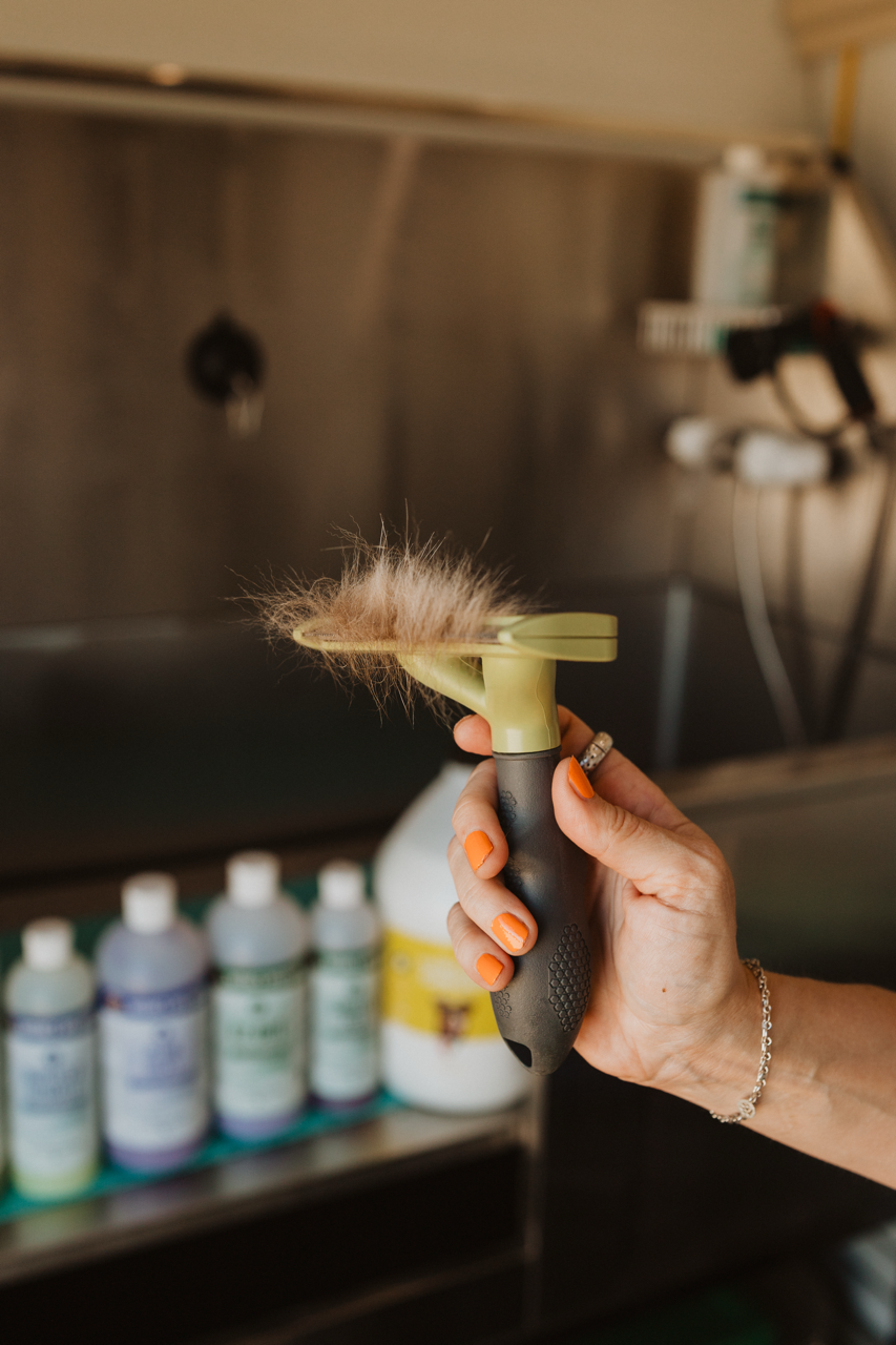 Deshedding