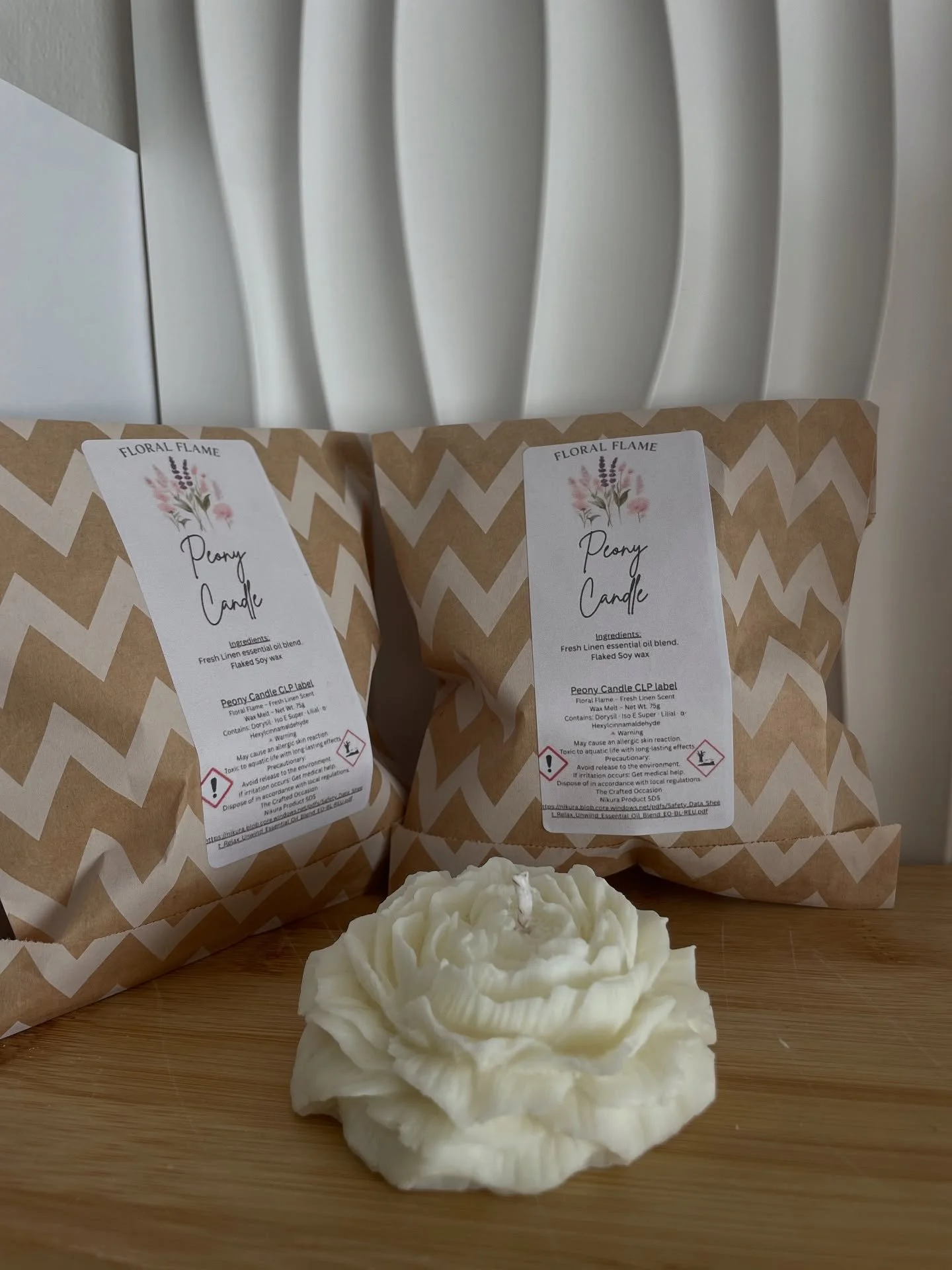 Peony Candle - Fresh Linen 🤍✨ Absolutely love making this candle! Most customers purchase as a decorative piece for their home as it has a gorgeous cold throw and the detail! People just don’t want to burn them haha would you?🔥🕯️#thecraftedo